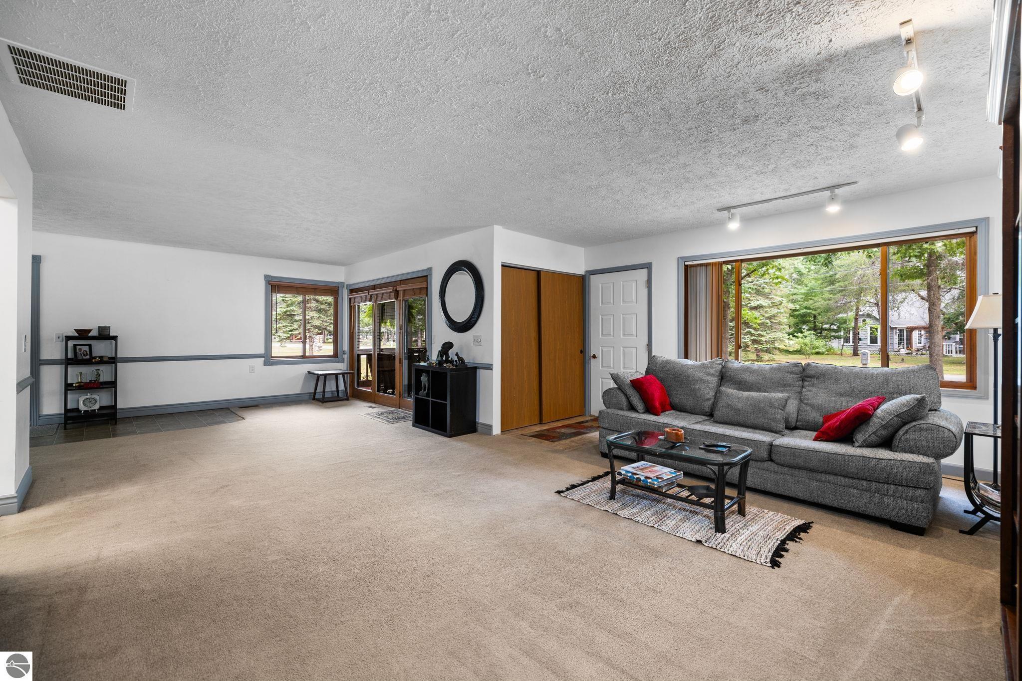 535 Third Street