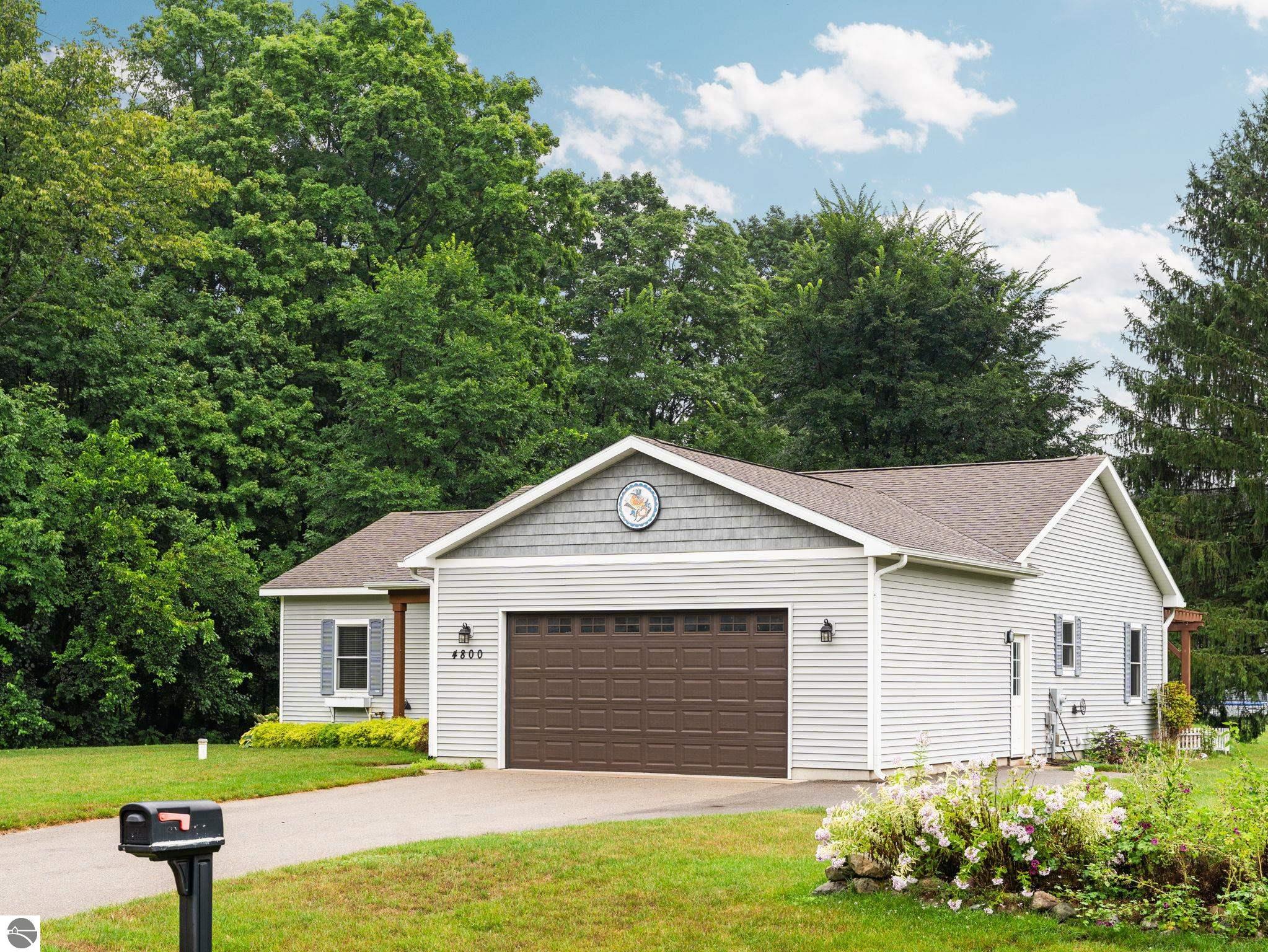 4800 Birdie Lane
