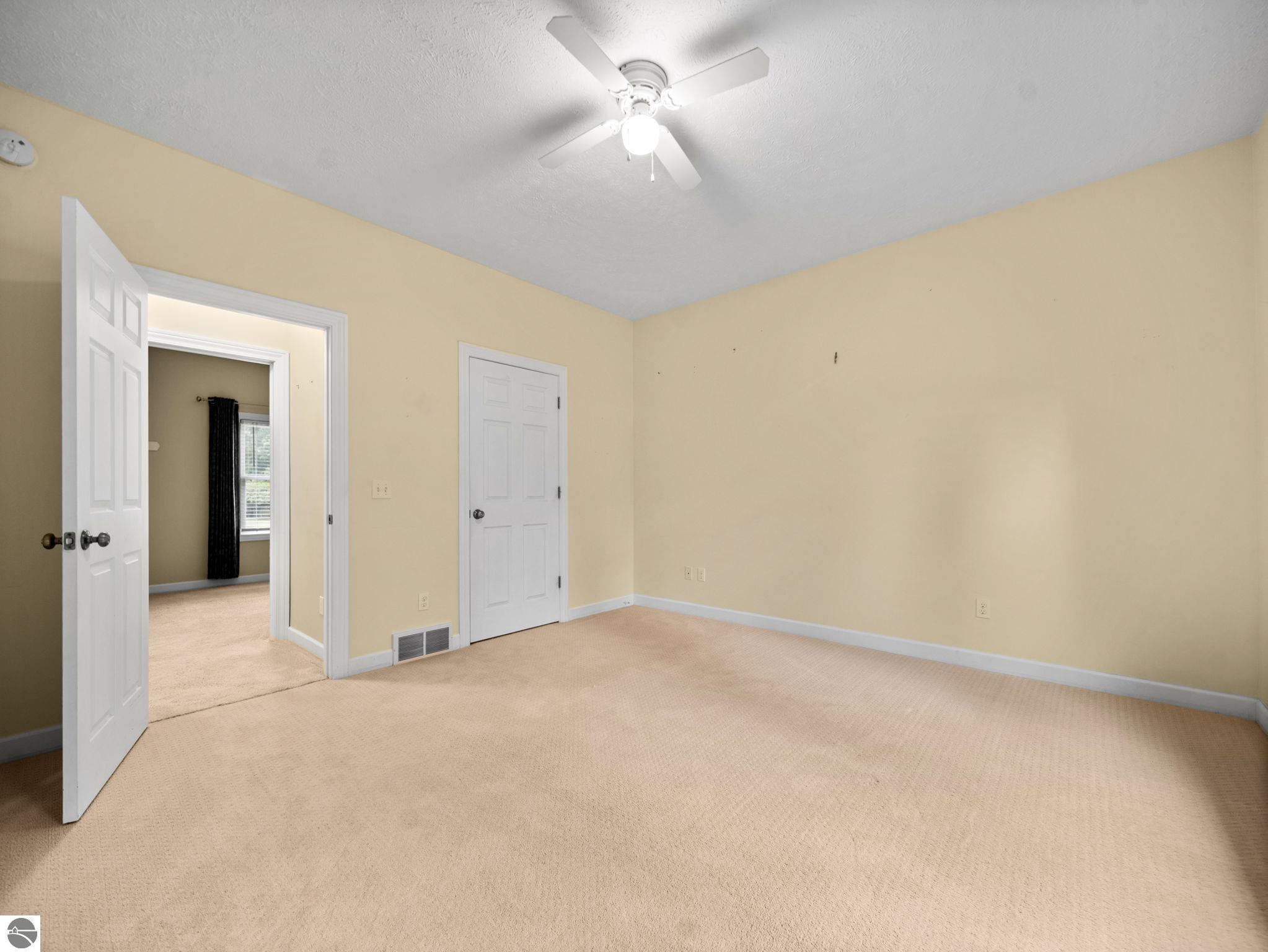 4800 Birdie Lane