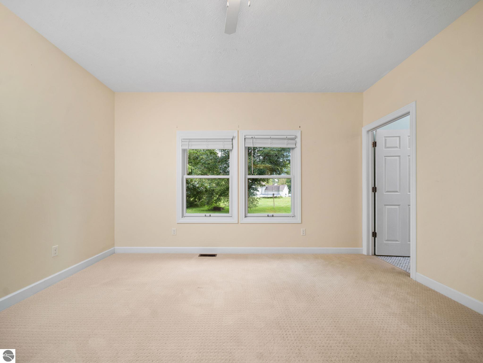 4800 Birdie Lane