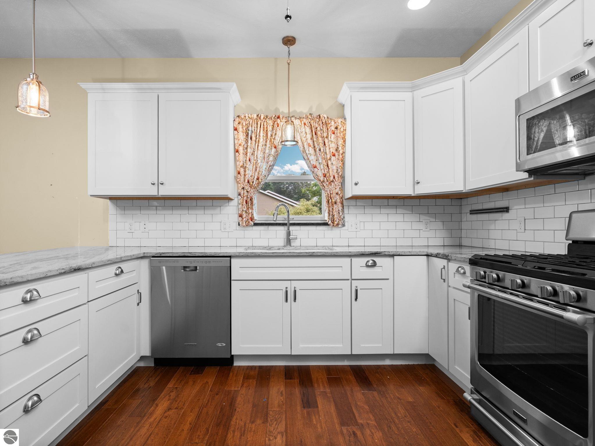 4800 Birdie Lane