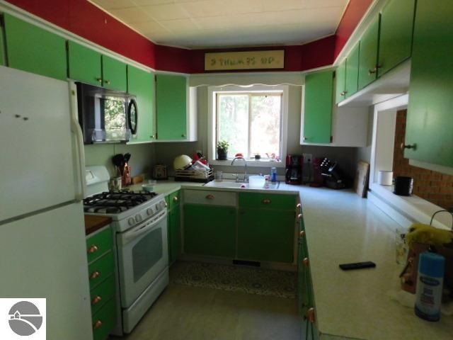 2711 Hatley Road