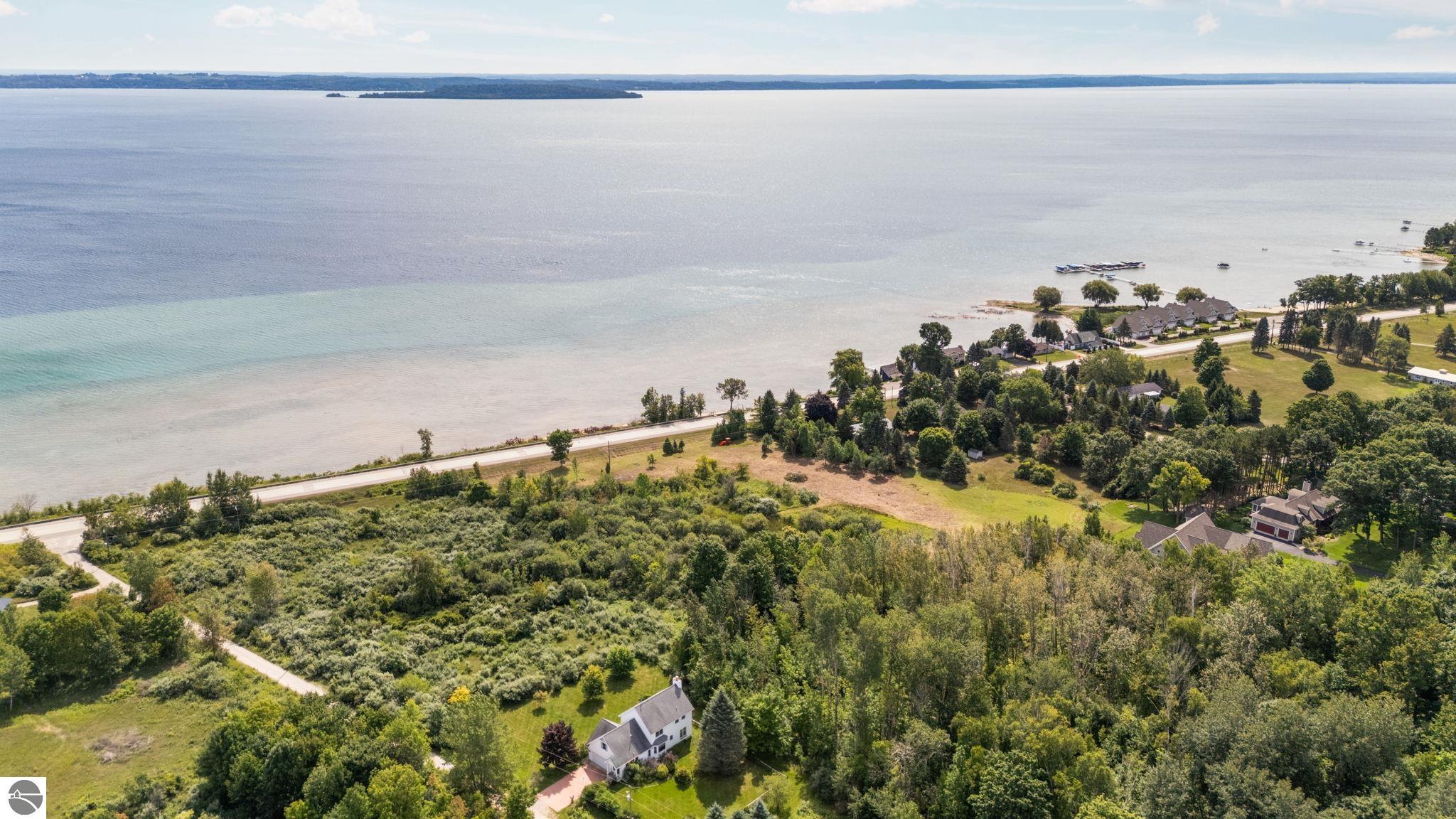 5382 S West Bay Shore