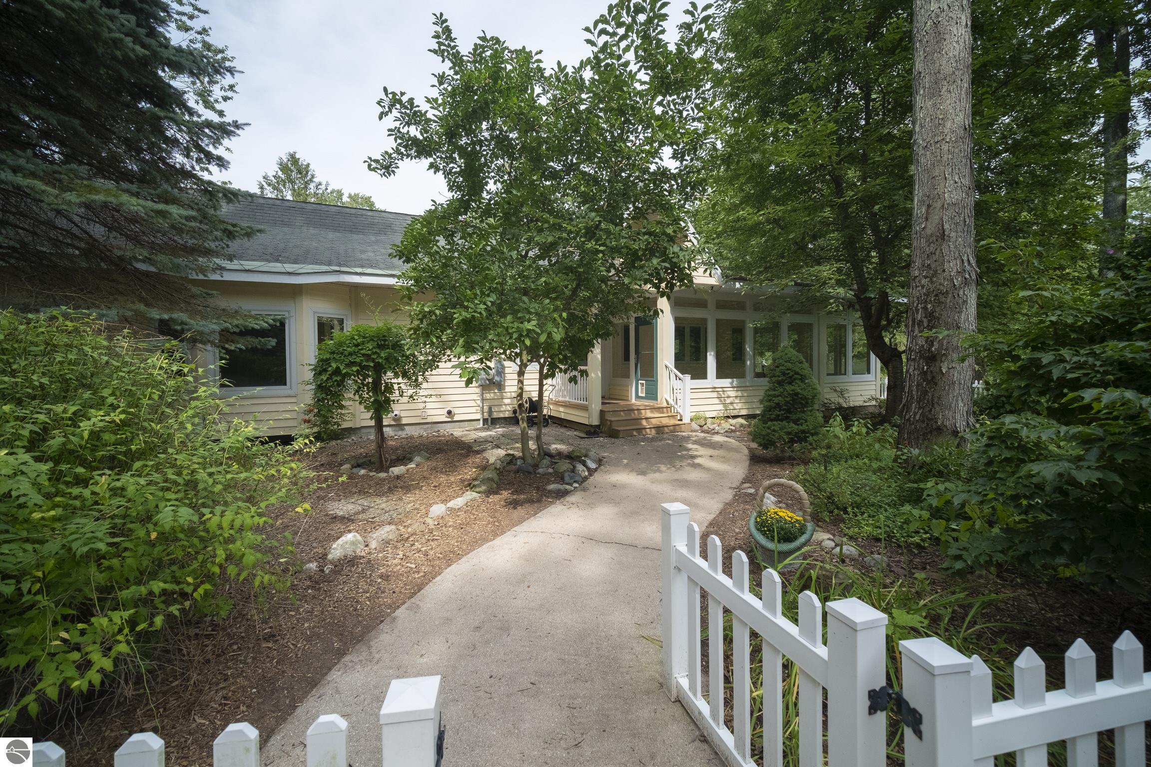 9670 S County Line Road