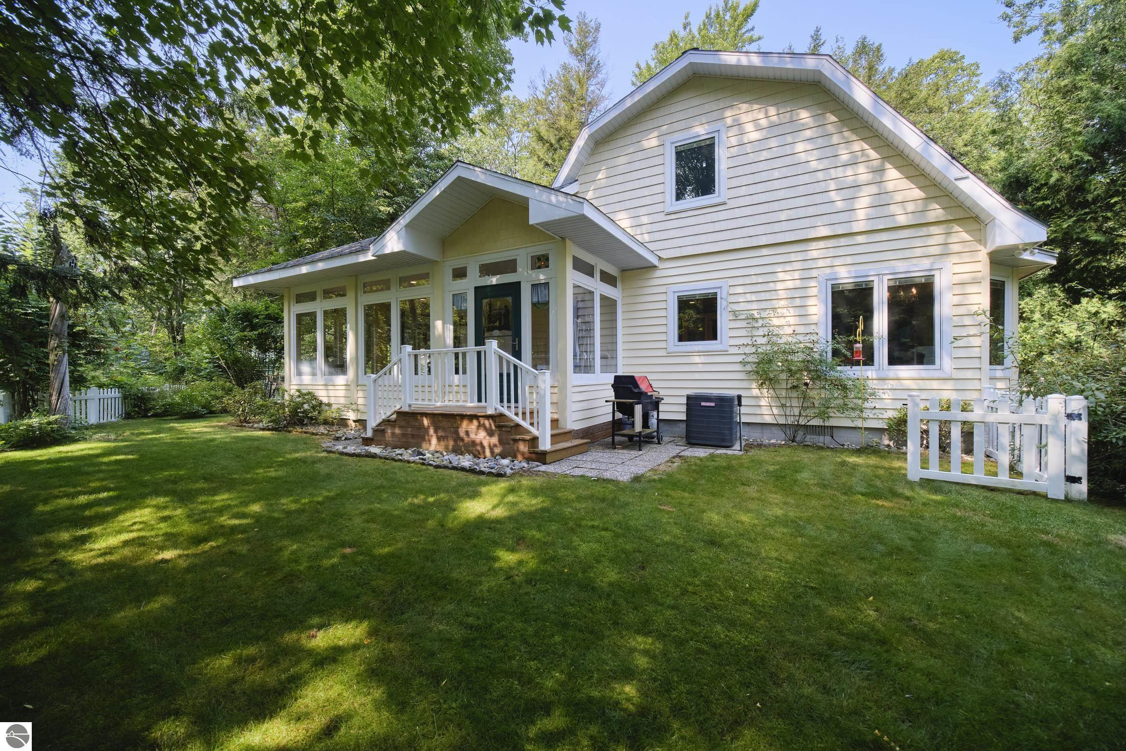 9670 S County Line Road