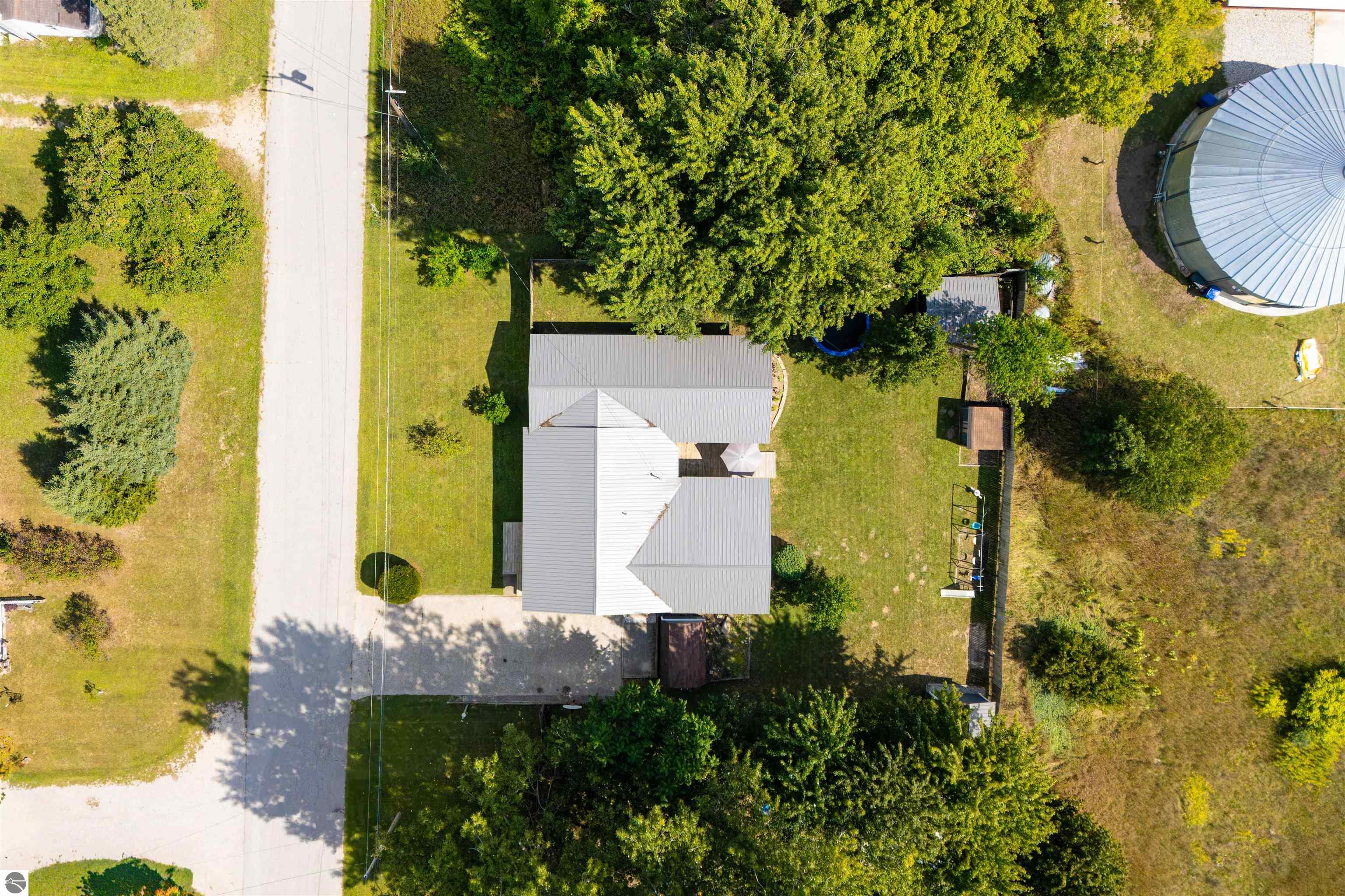 117 W Carl Street
