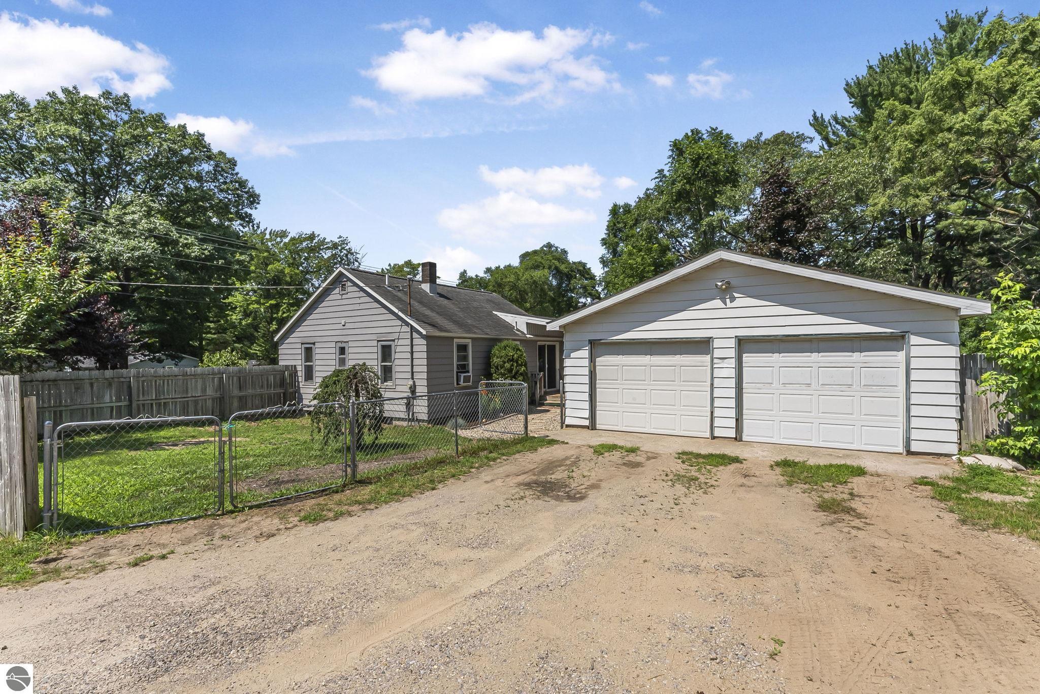 4010 Five Mile Road