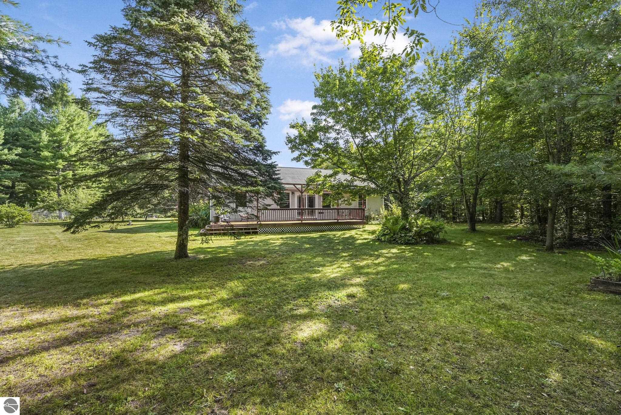 2368 Langs Lane