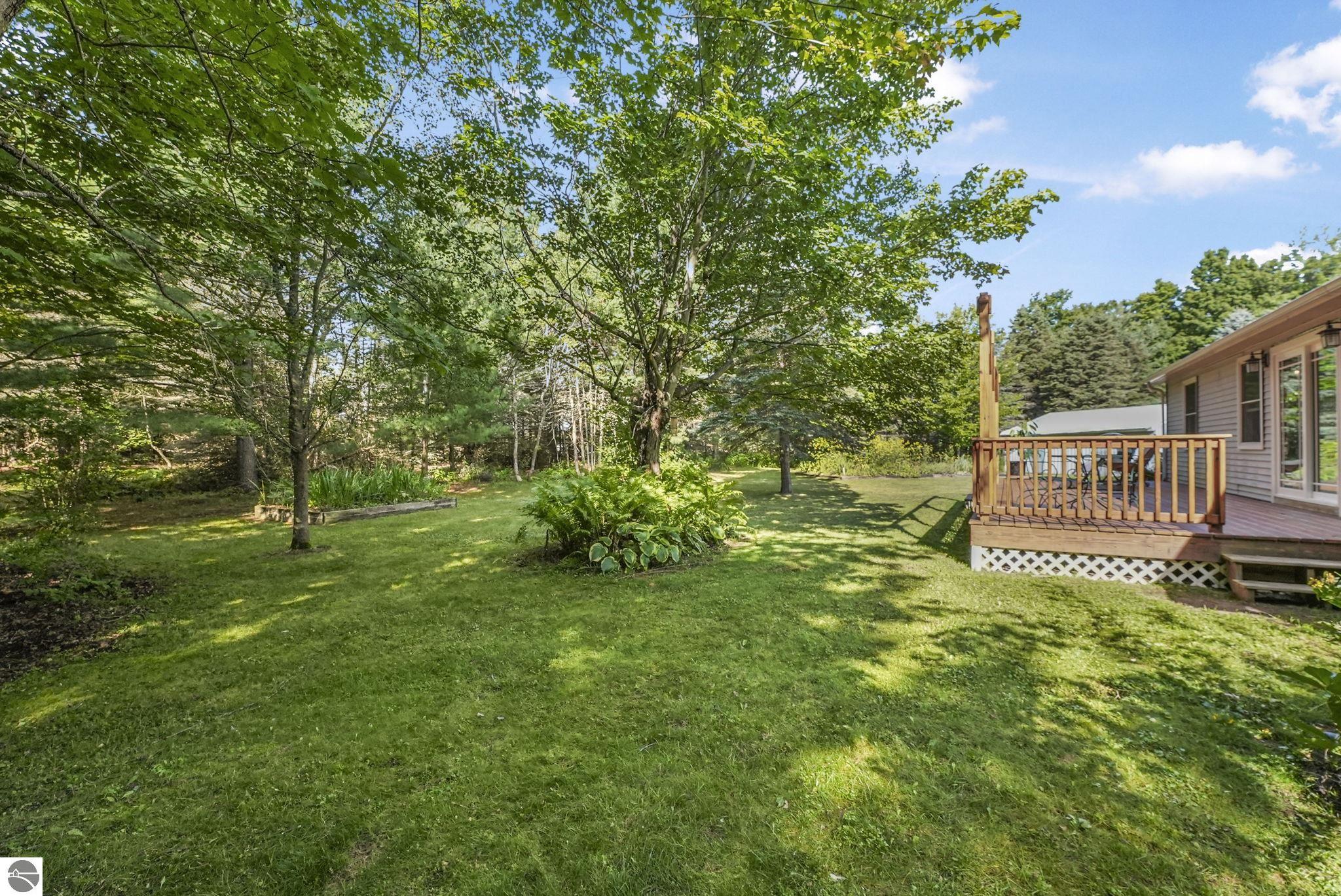 2368 Langs Lane