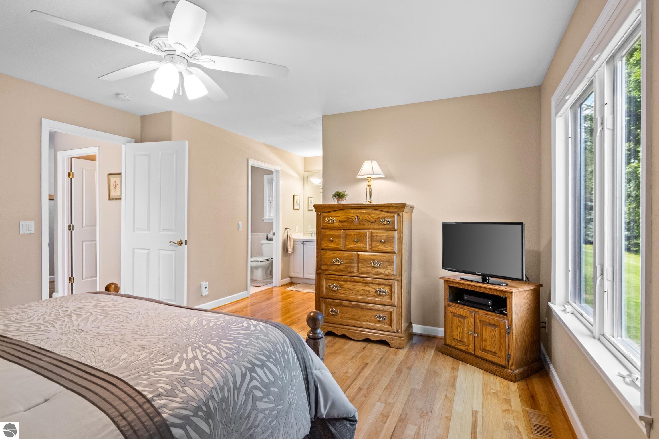 4022 Hidden Creek Drive
