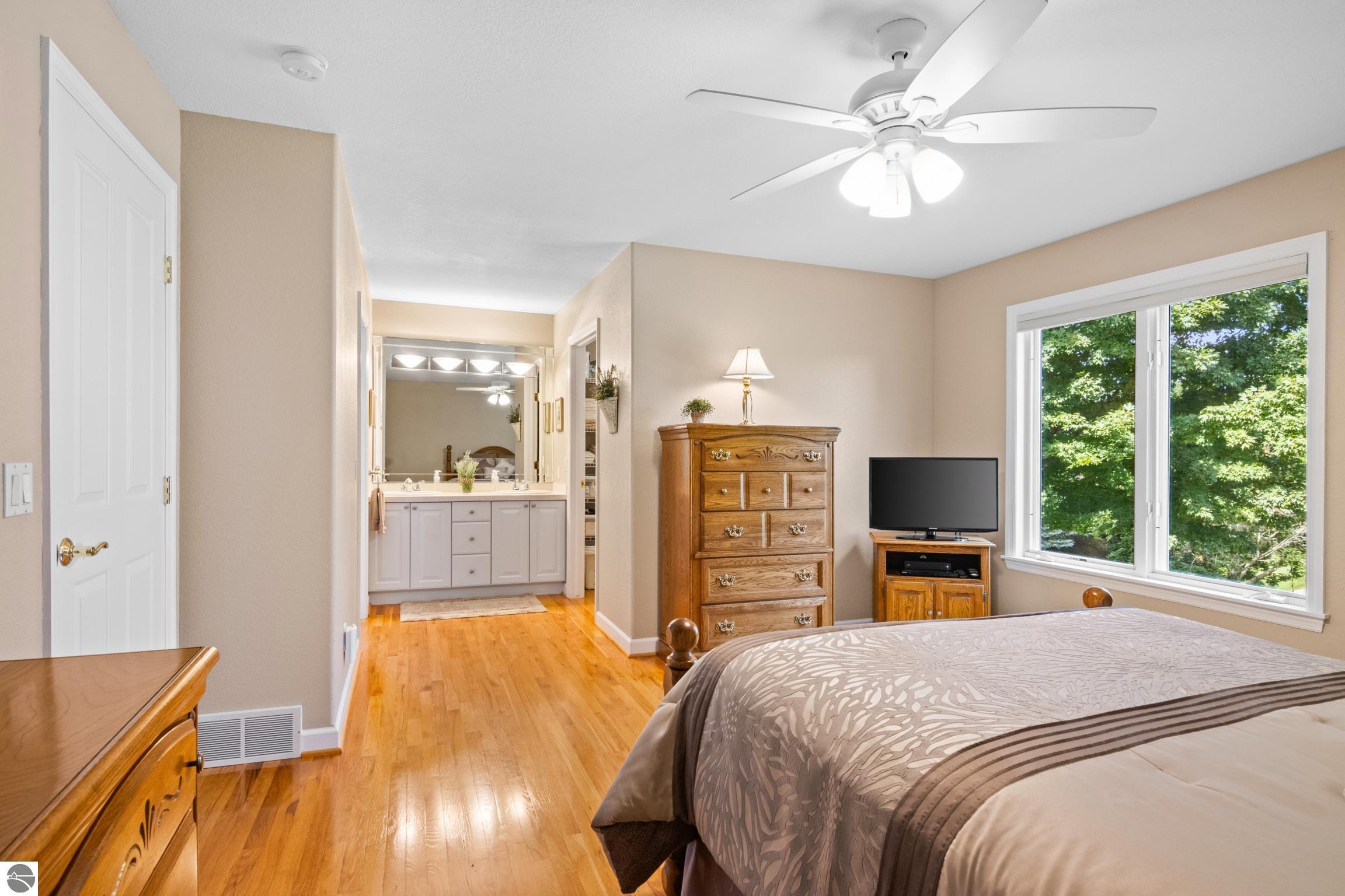 4022 Hidden Creek Drive