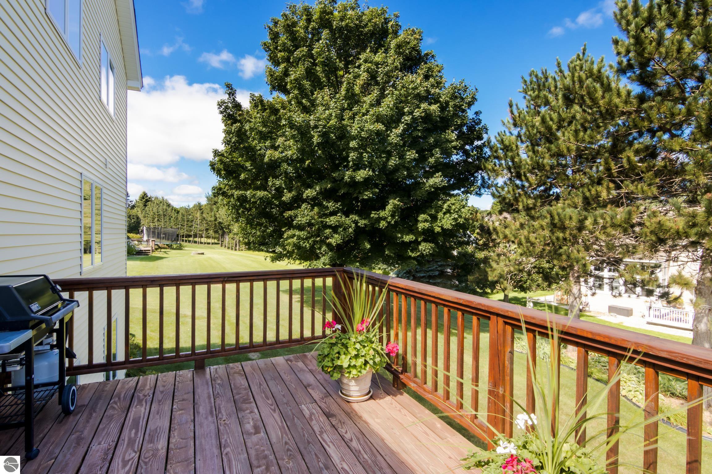 4022 Hidden Creek Drive
