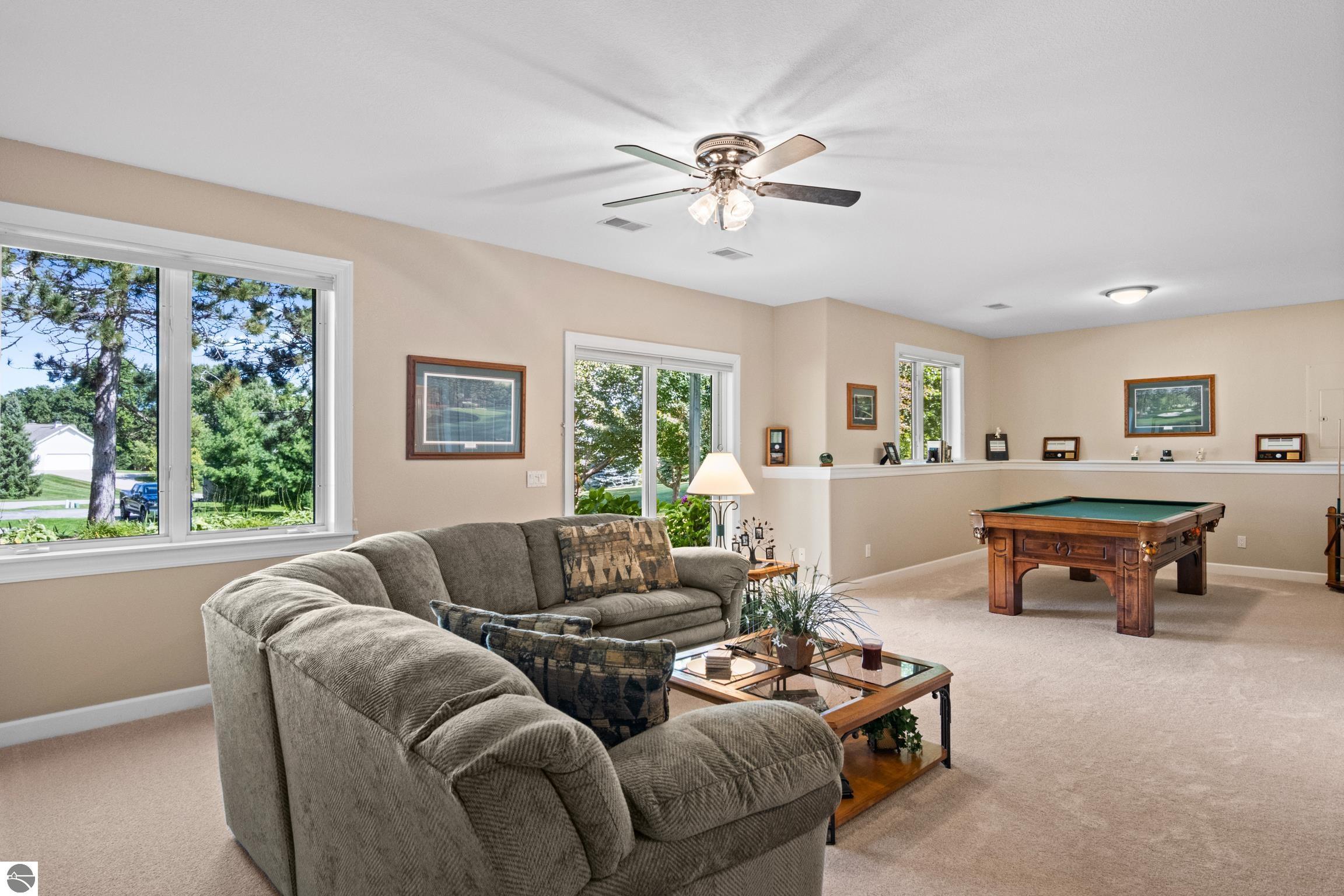 4022 Hidden Creek Drive