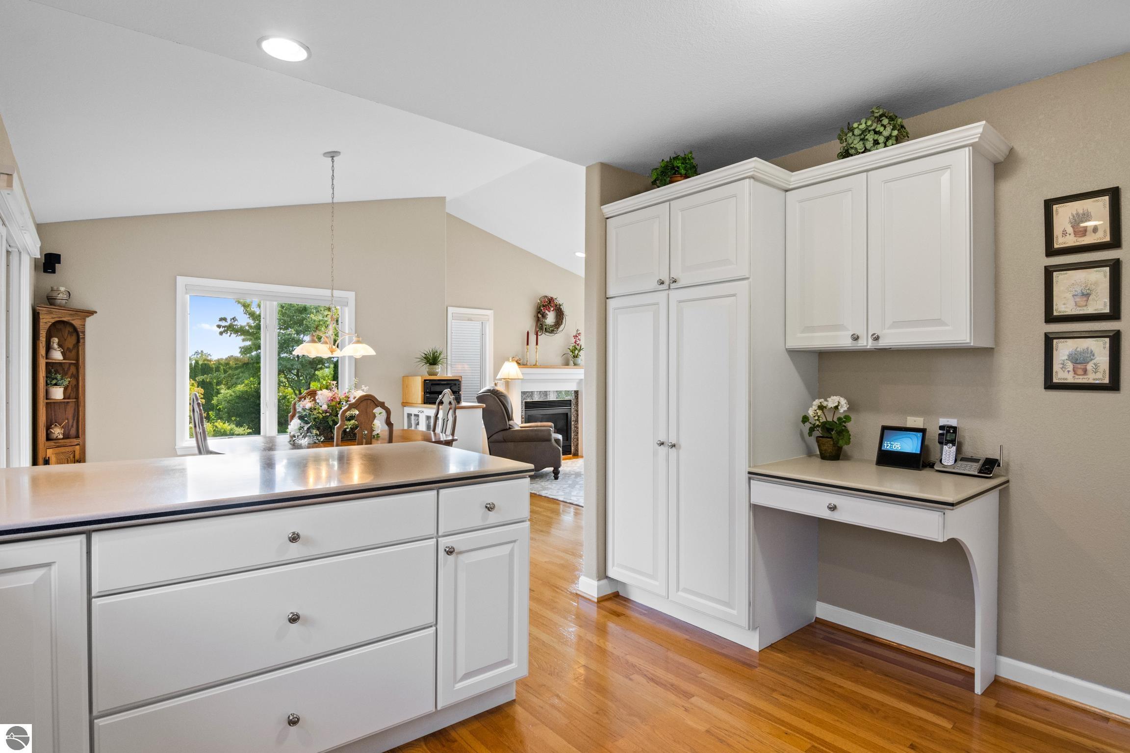4022 Hidden Creek Drive