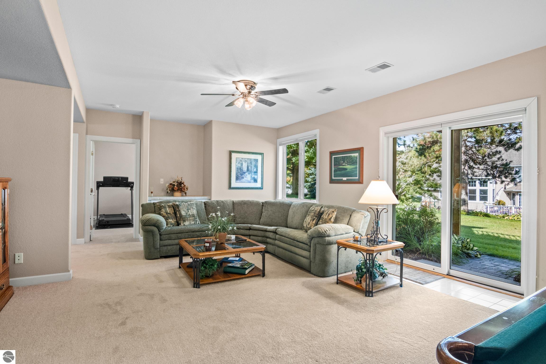 4022 Hidden Creek Drive