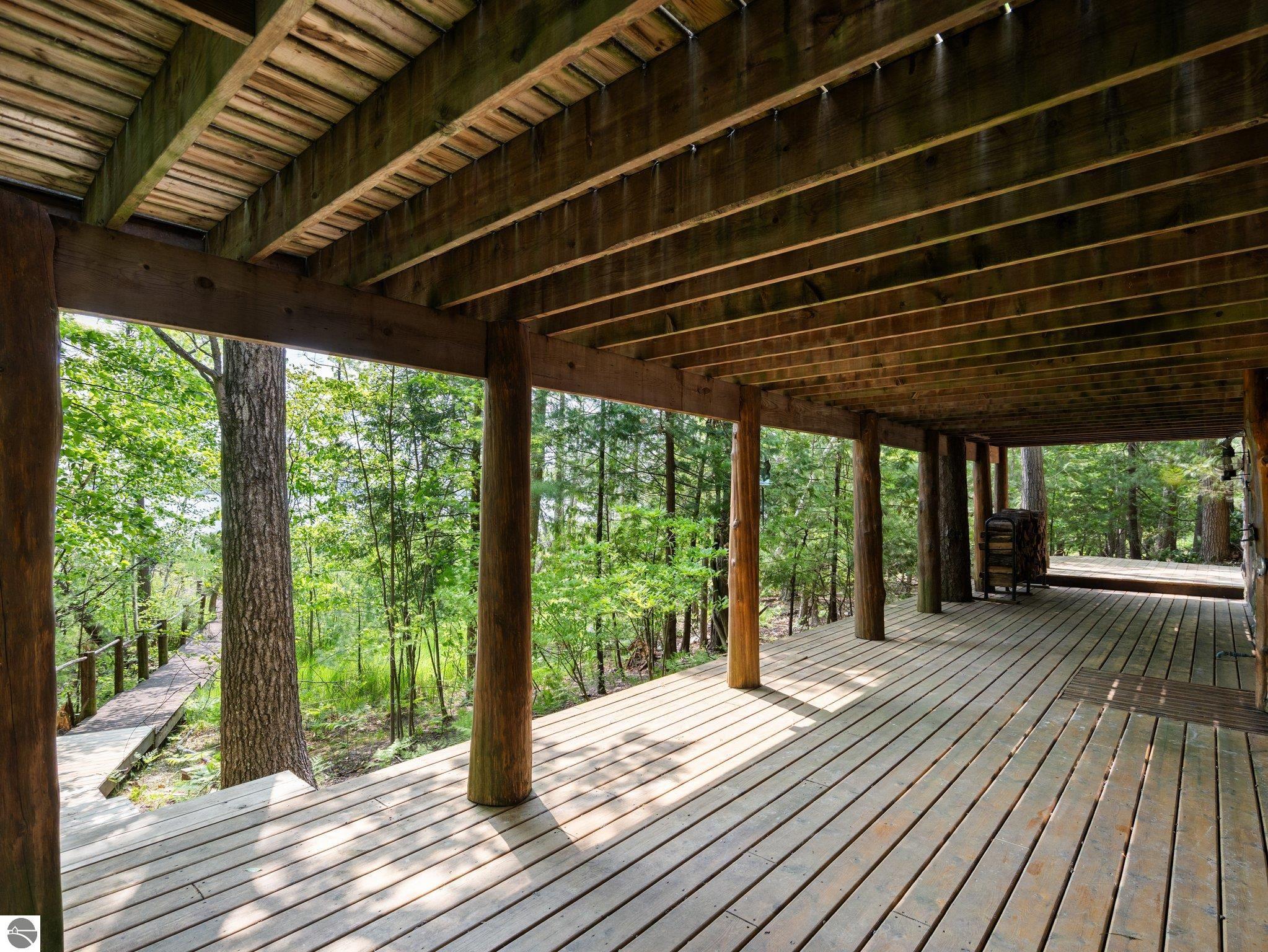 10037 Mud Lake Road