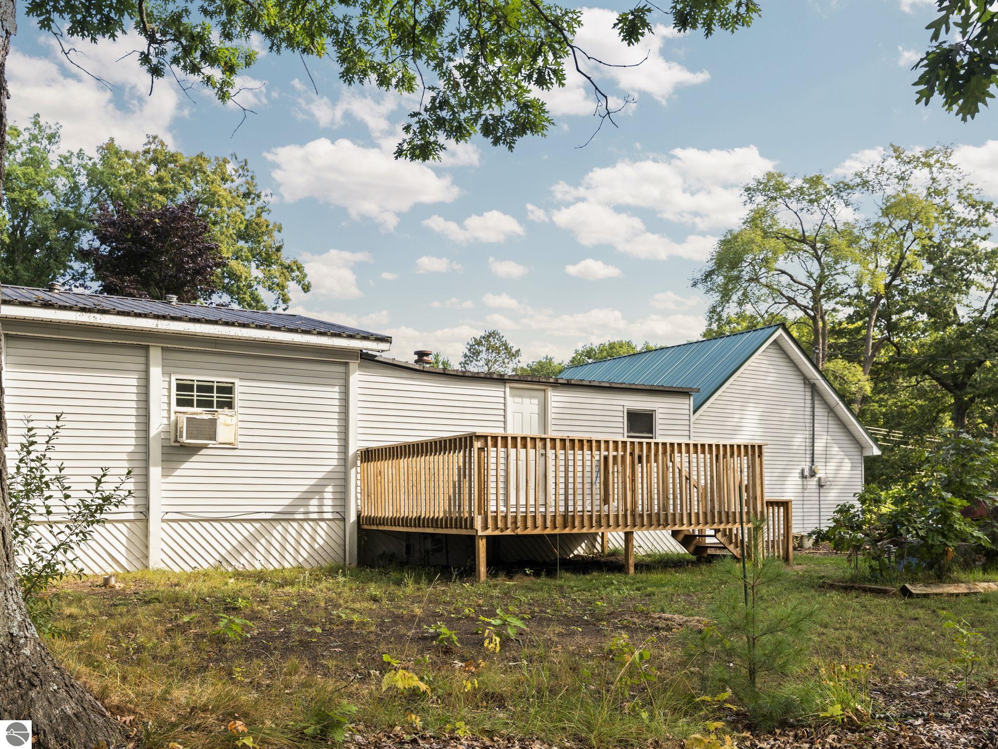 404 Merritt Street