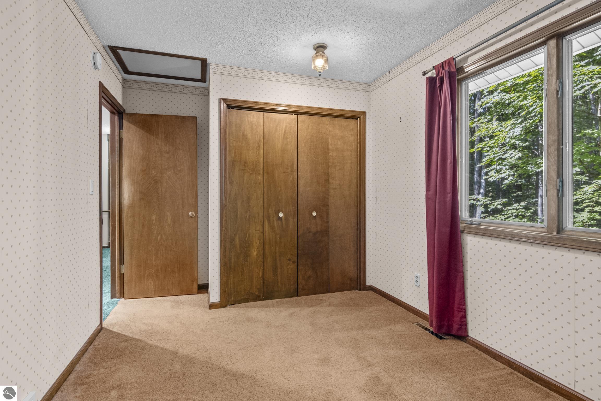 2345 Kenona Woods Drive