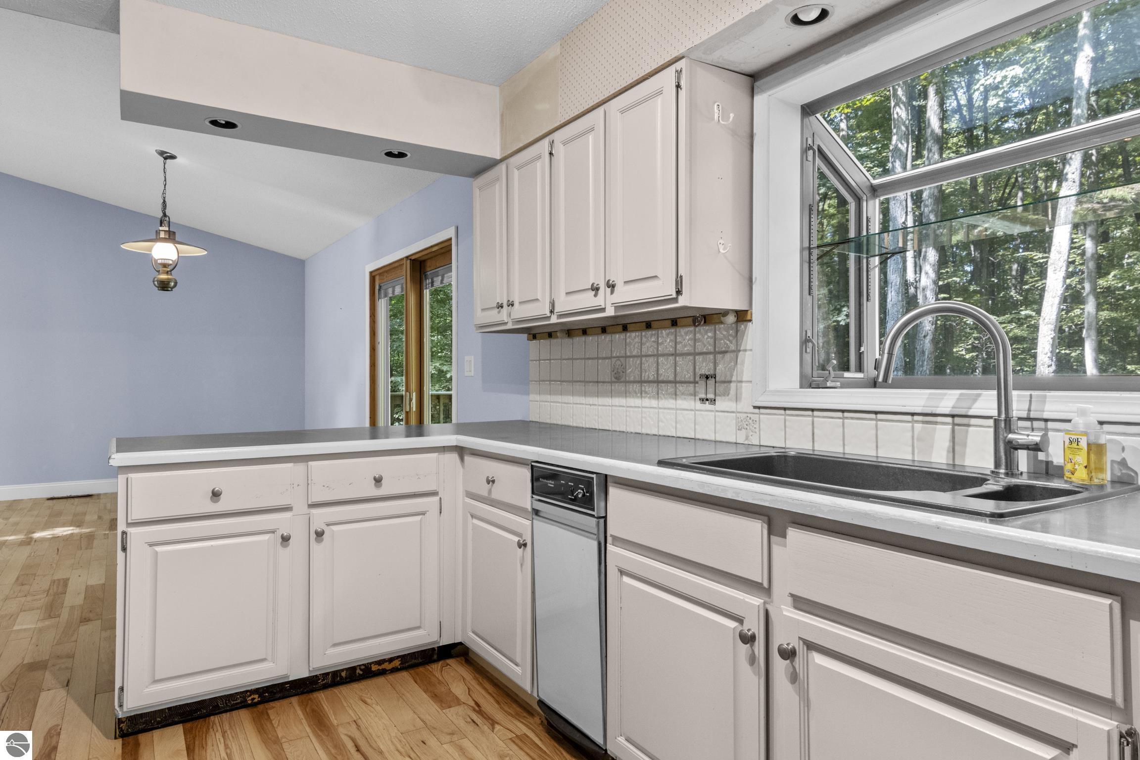 2345 Kenona Woods Drive