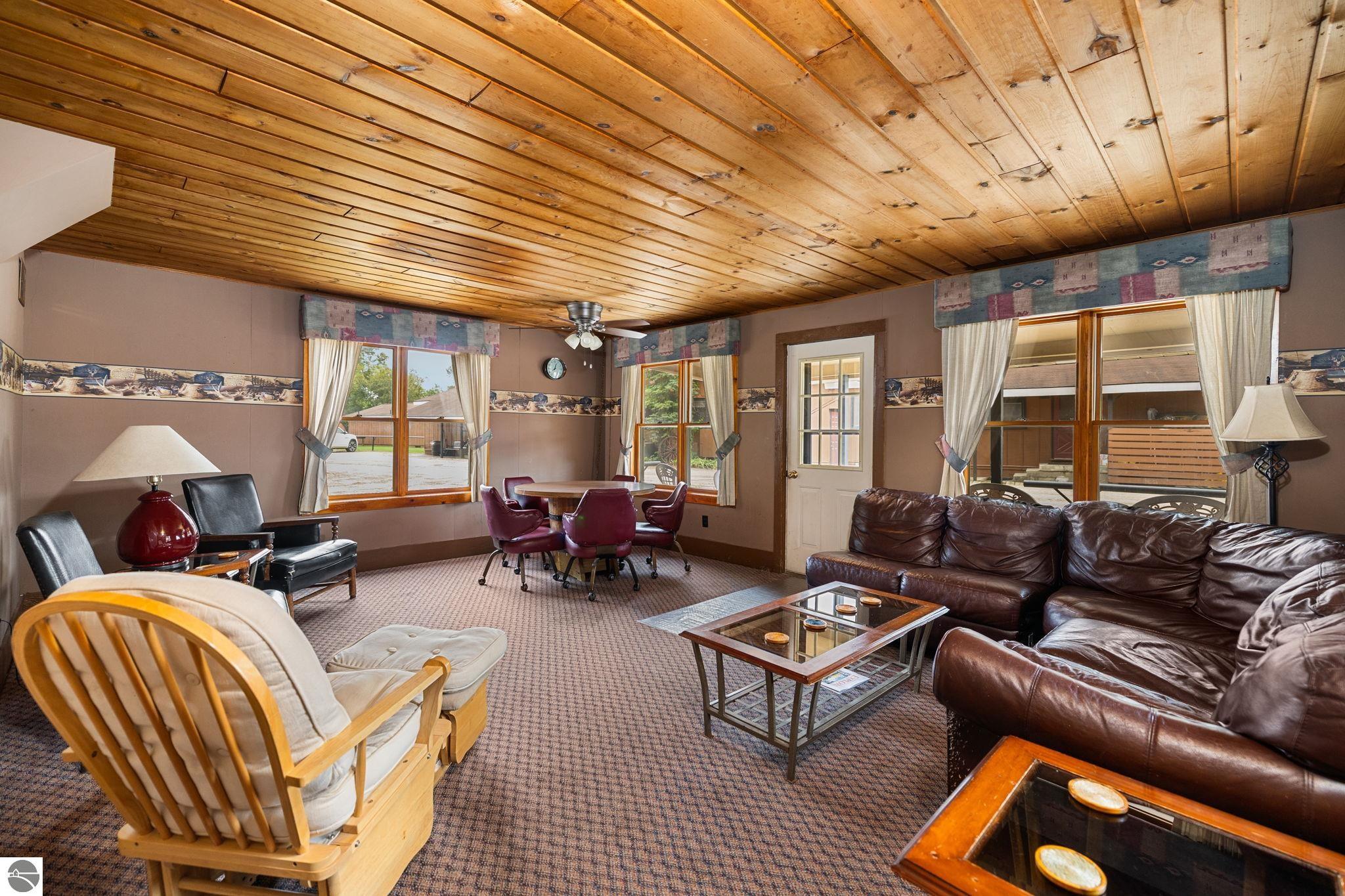 6841 Brown Bridge Road