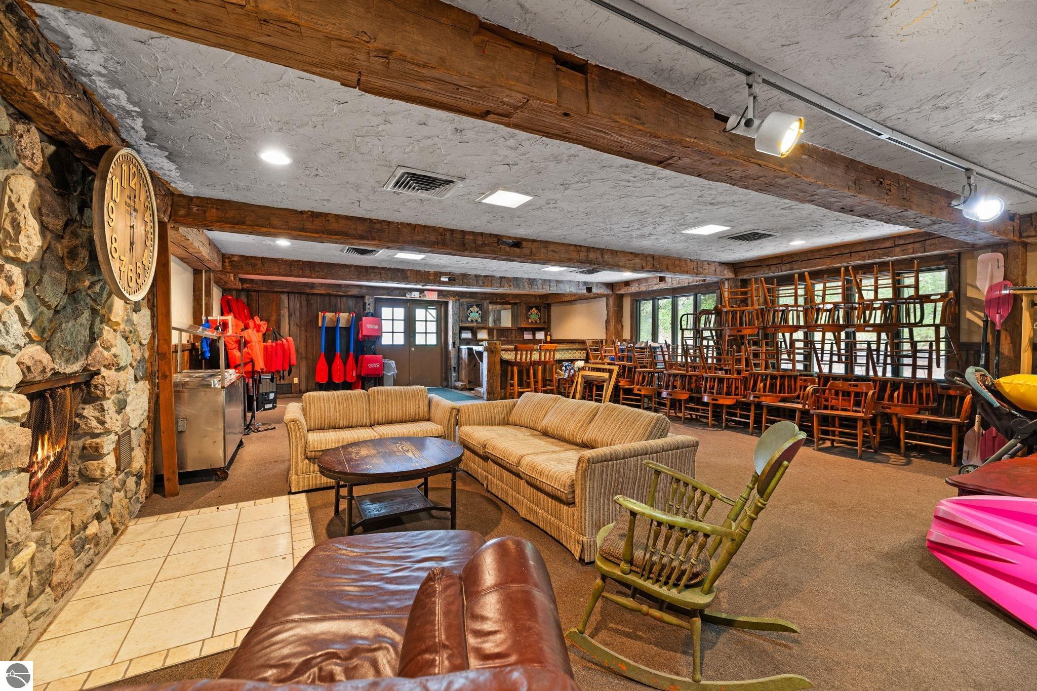 6841 Brown Bridge Road