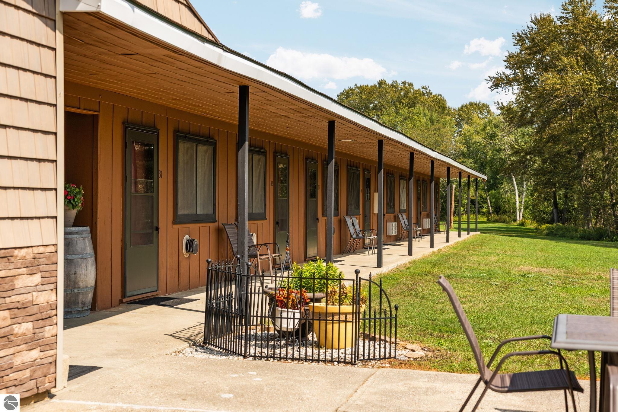 6841 Brown Bridge Road