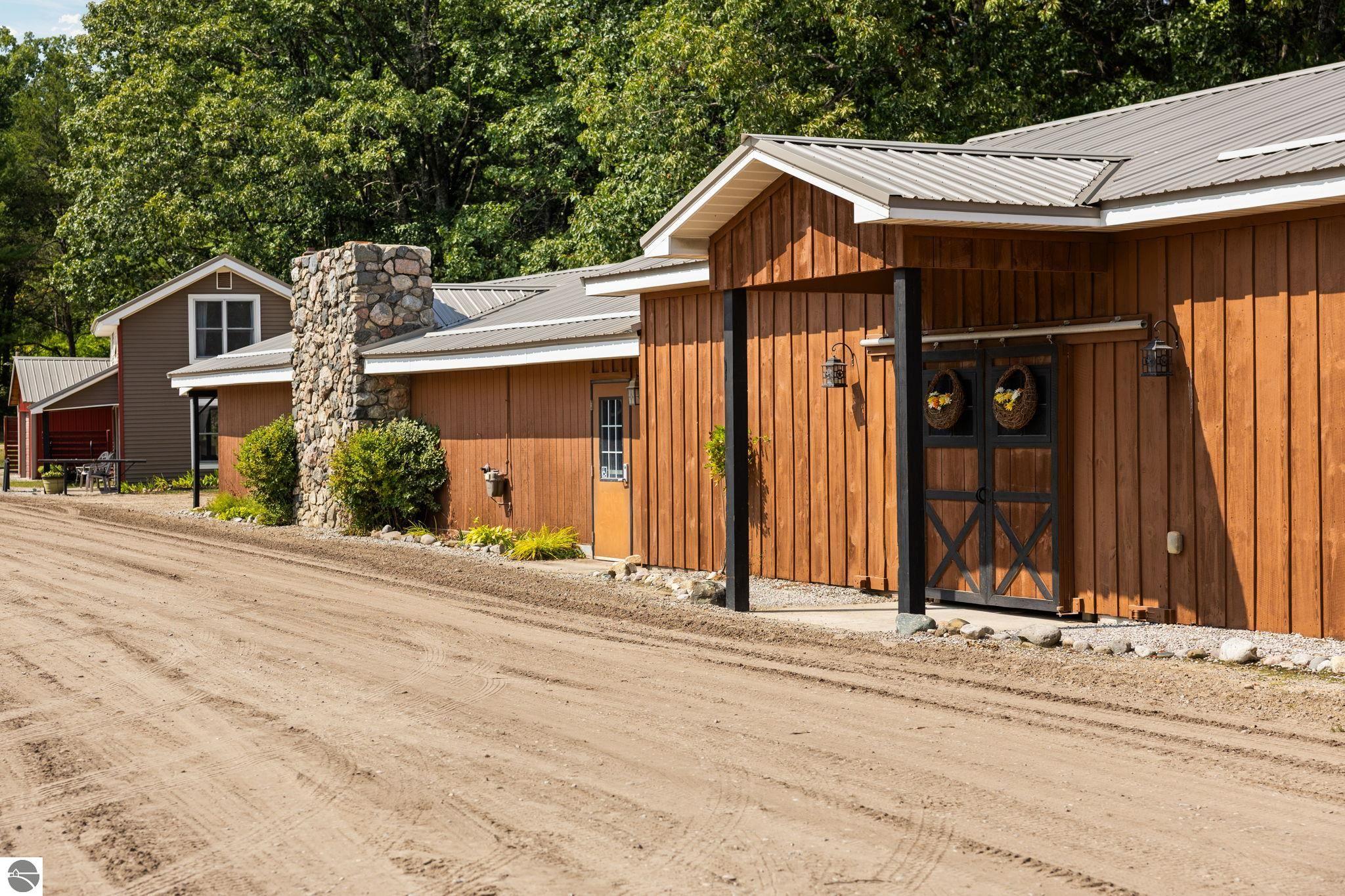 6841 Brown Bridge Road