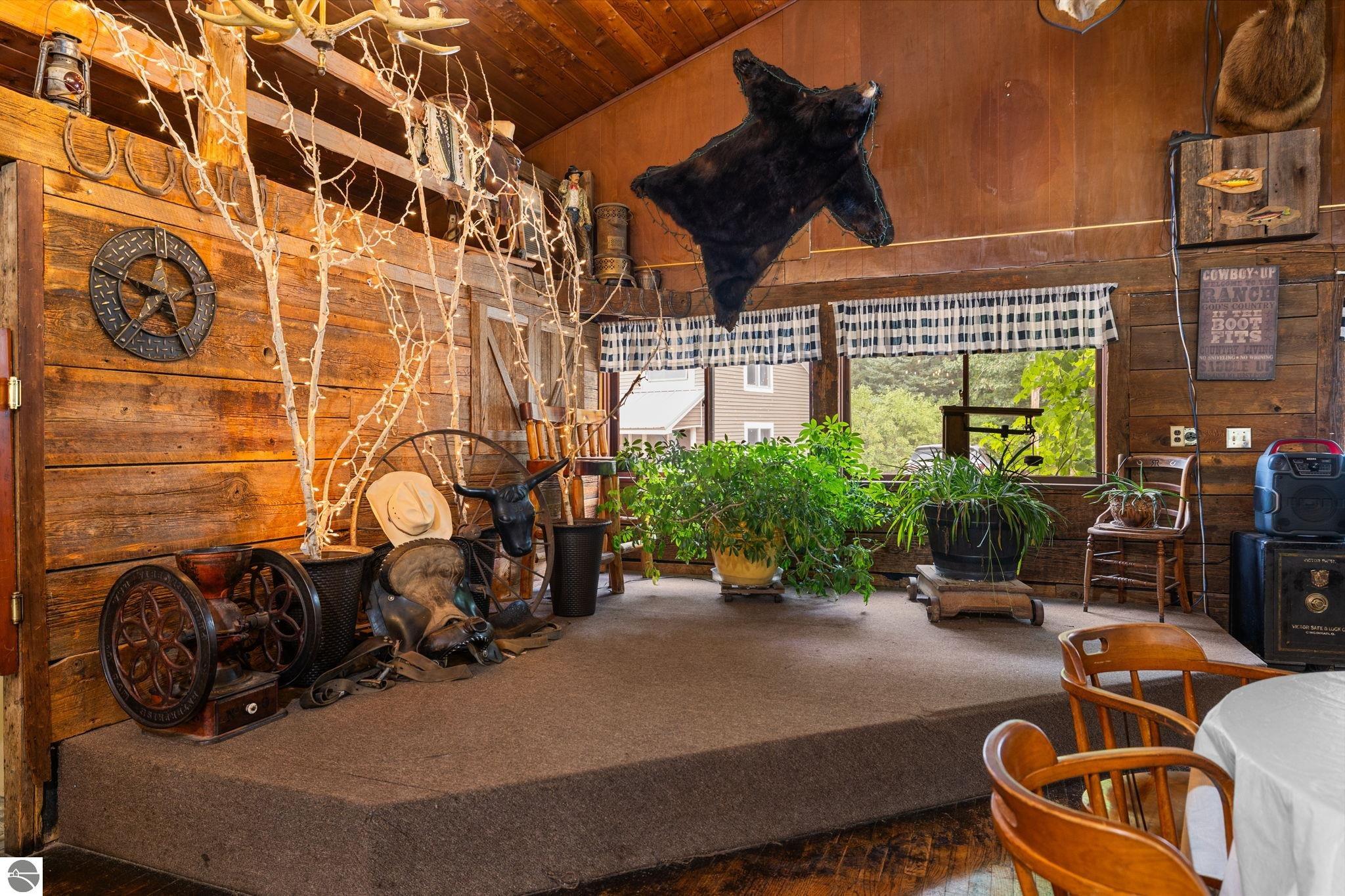 6841 Brown Bridge Road