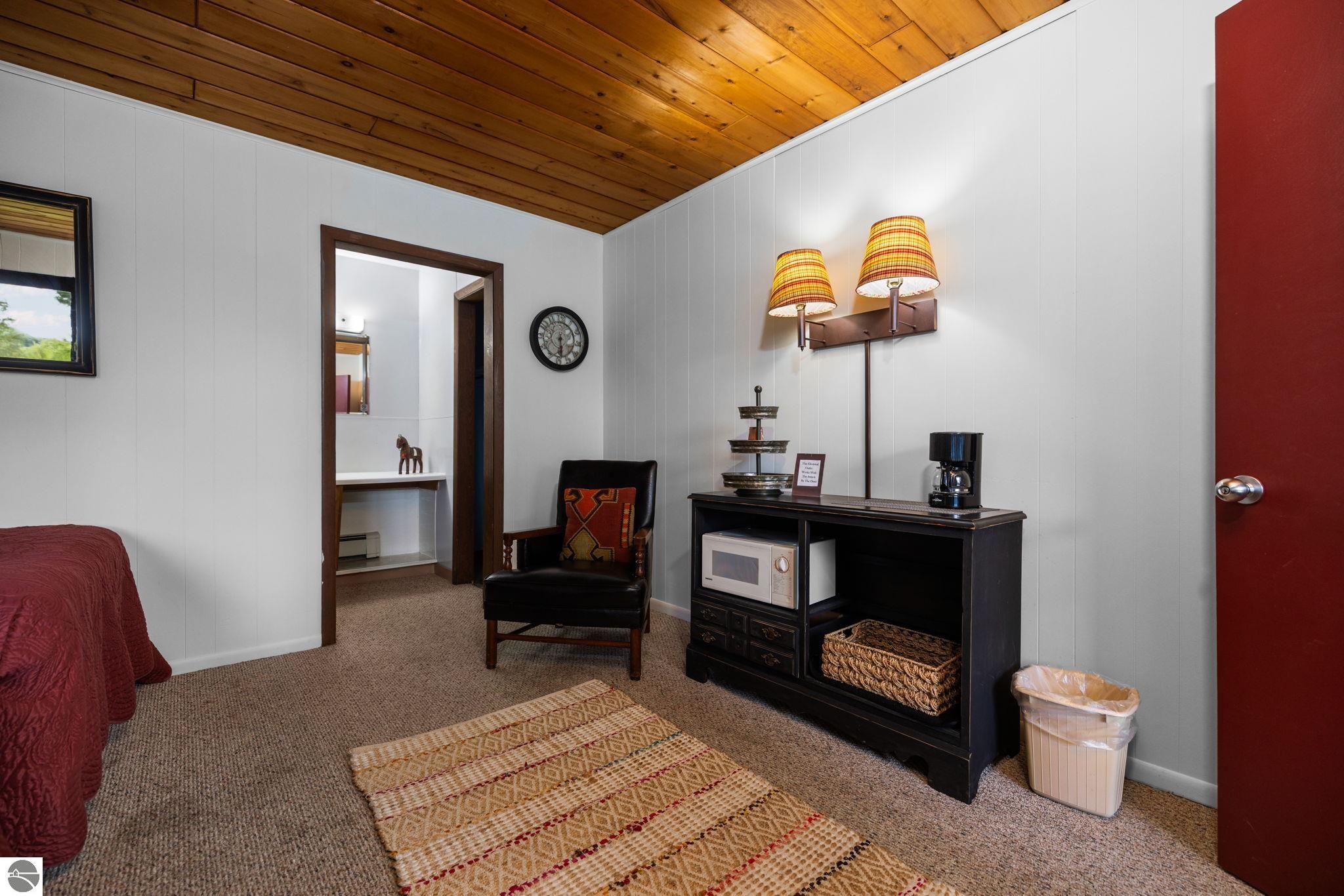 6841 Brown Bridge Road