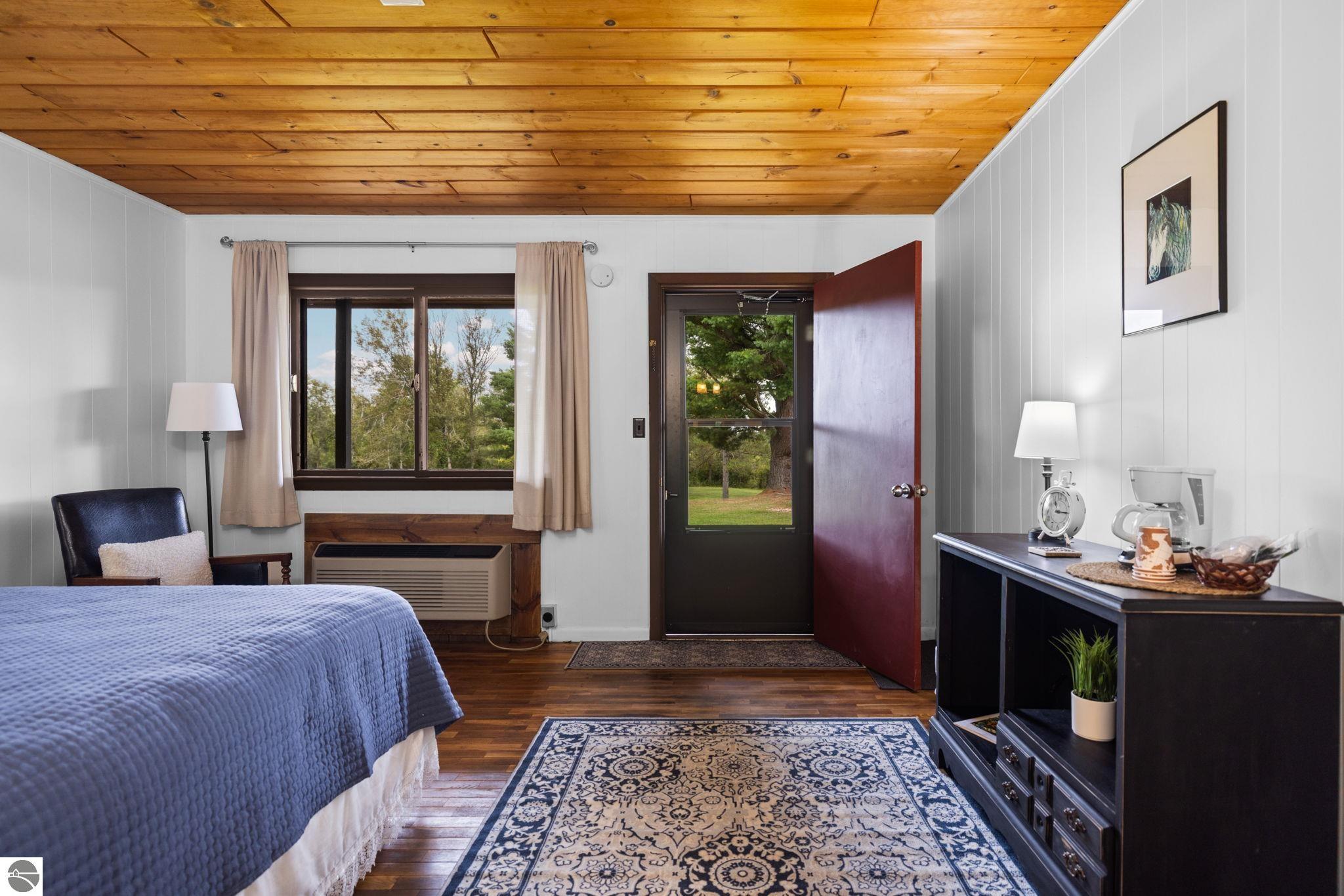 6841 Brown Bridge Road