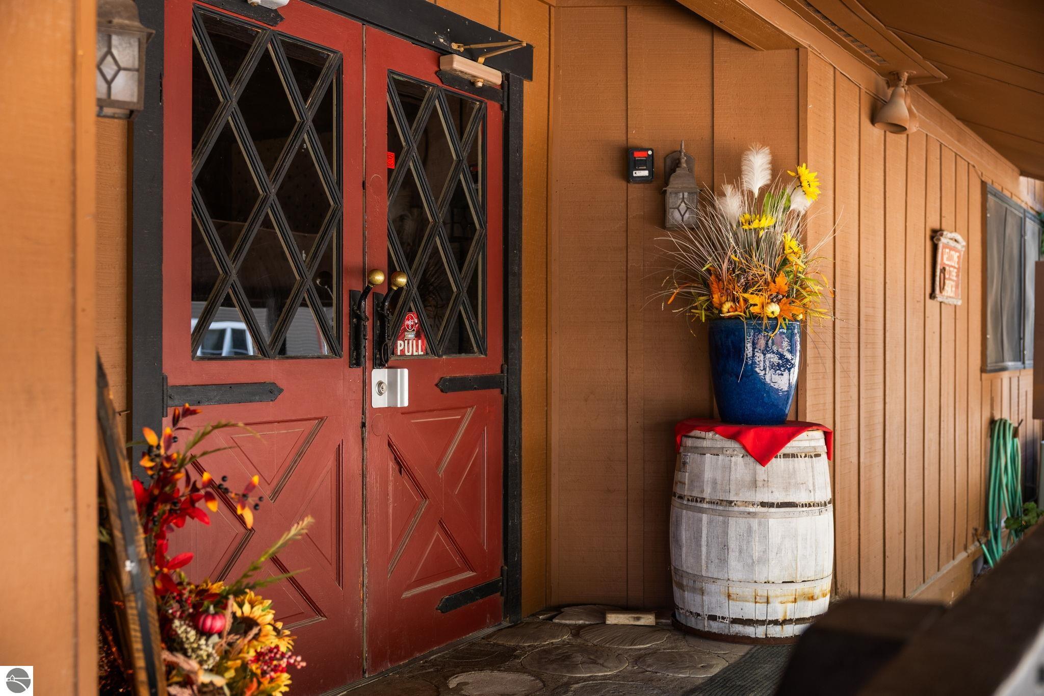 6841 Brown Bridge Road