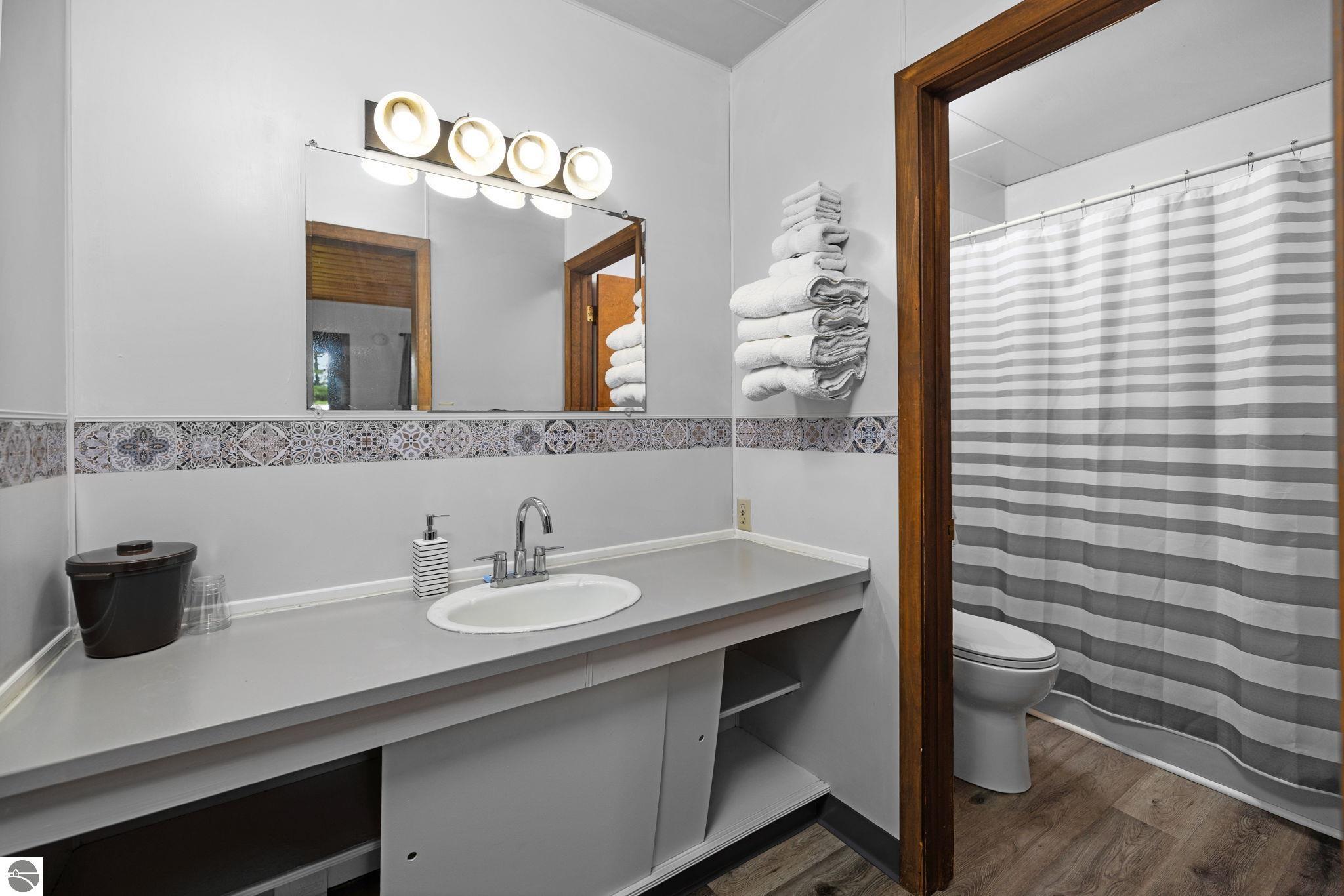 6841 Brown Bridge Road