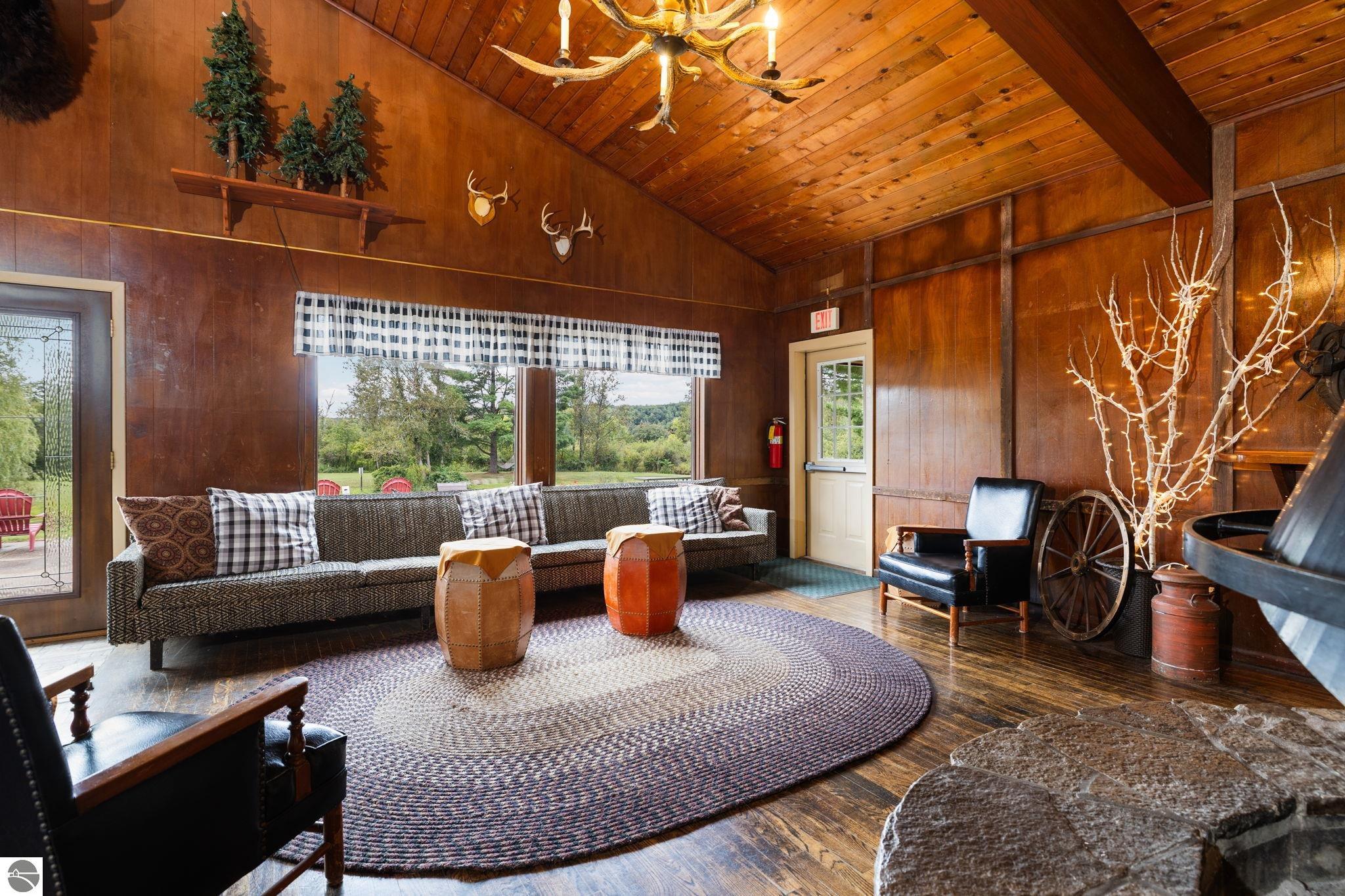 6841 Brown Bridge Road