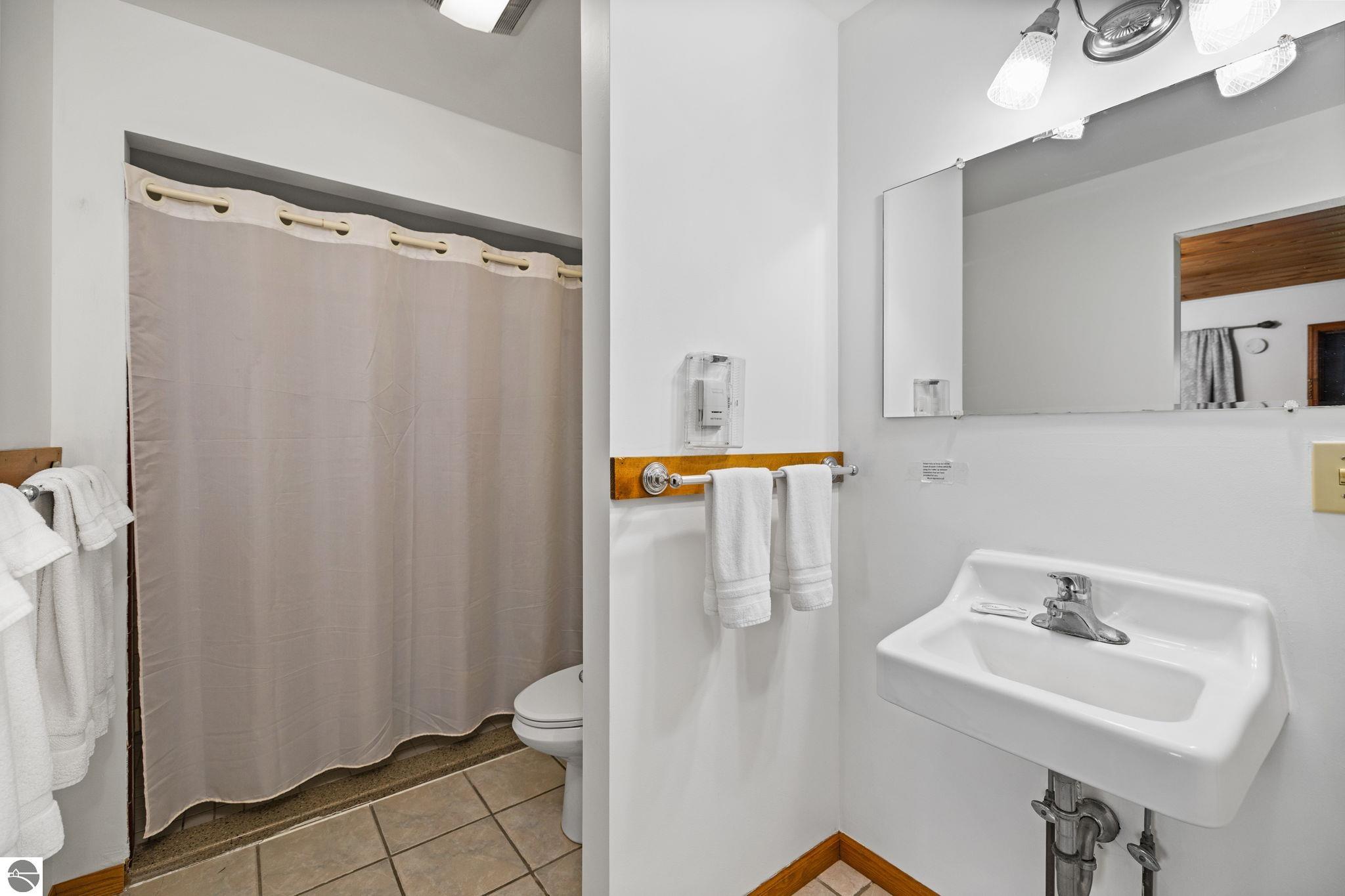 6841 Brown Bridge Road