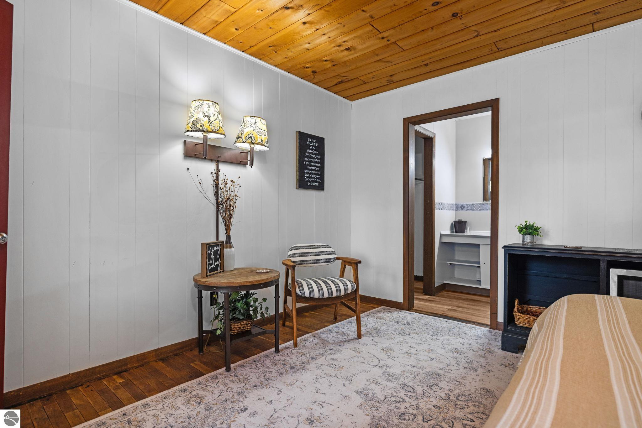 6841 Brown Bridge Road