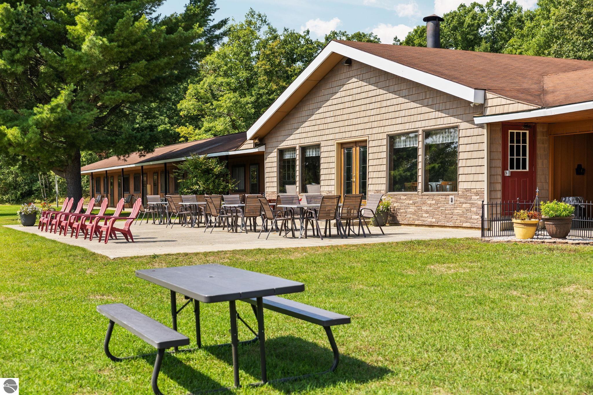 6841 Brown Bridge Road