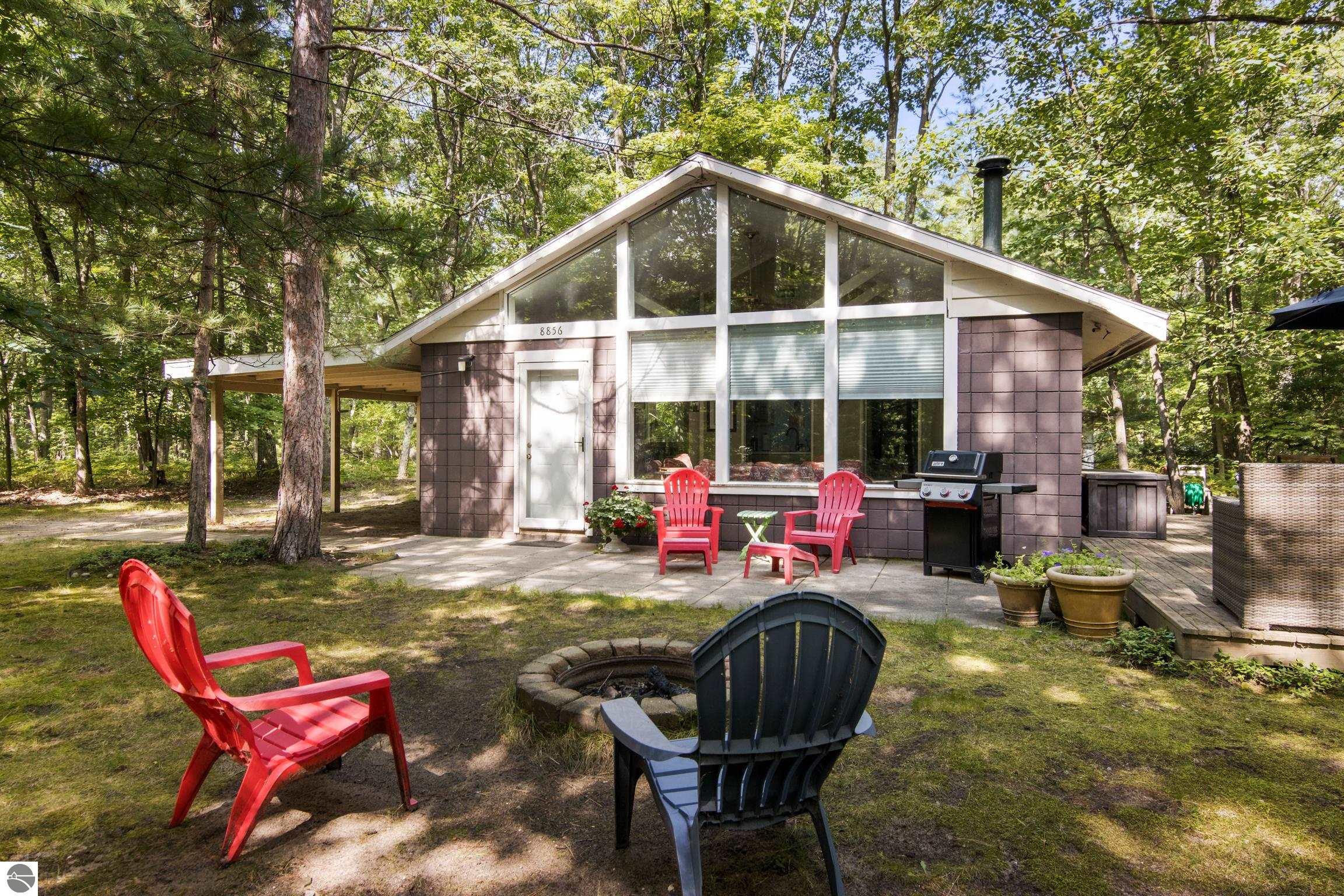 8856 South Road