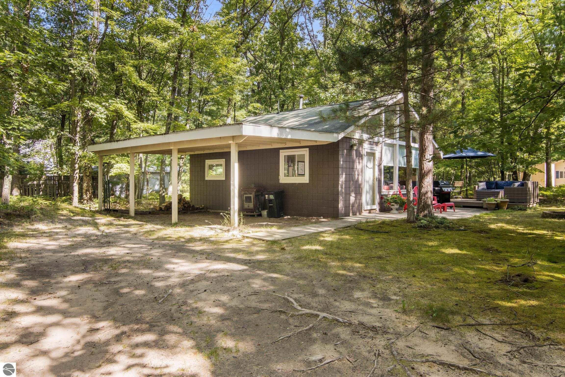 8856 South Road