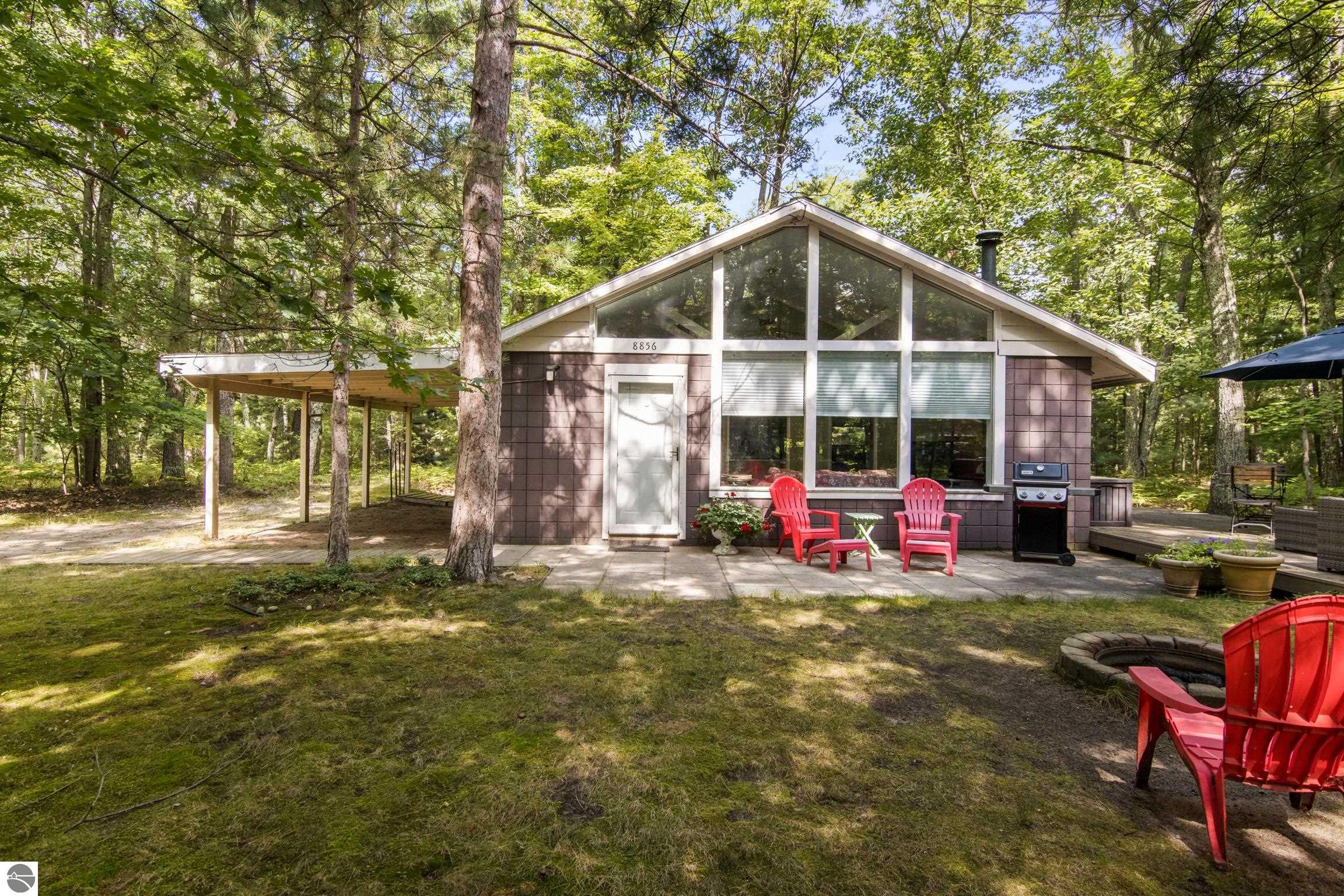 8856 South Road