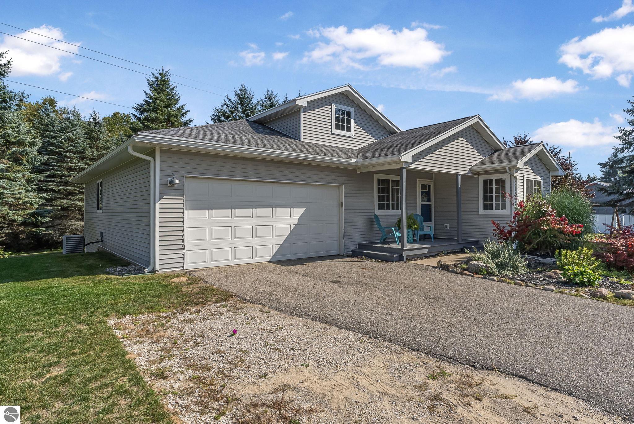 835 Mulberry Drive