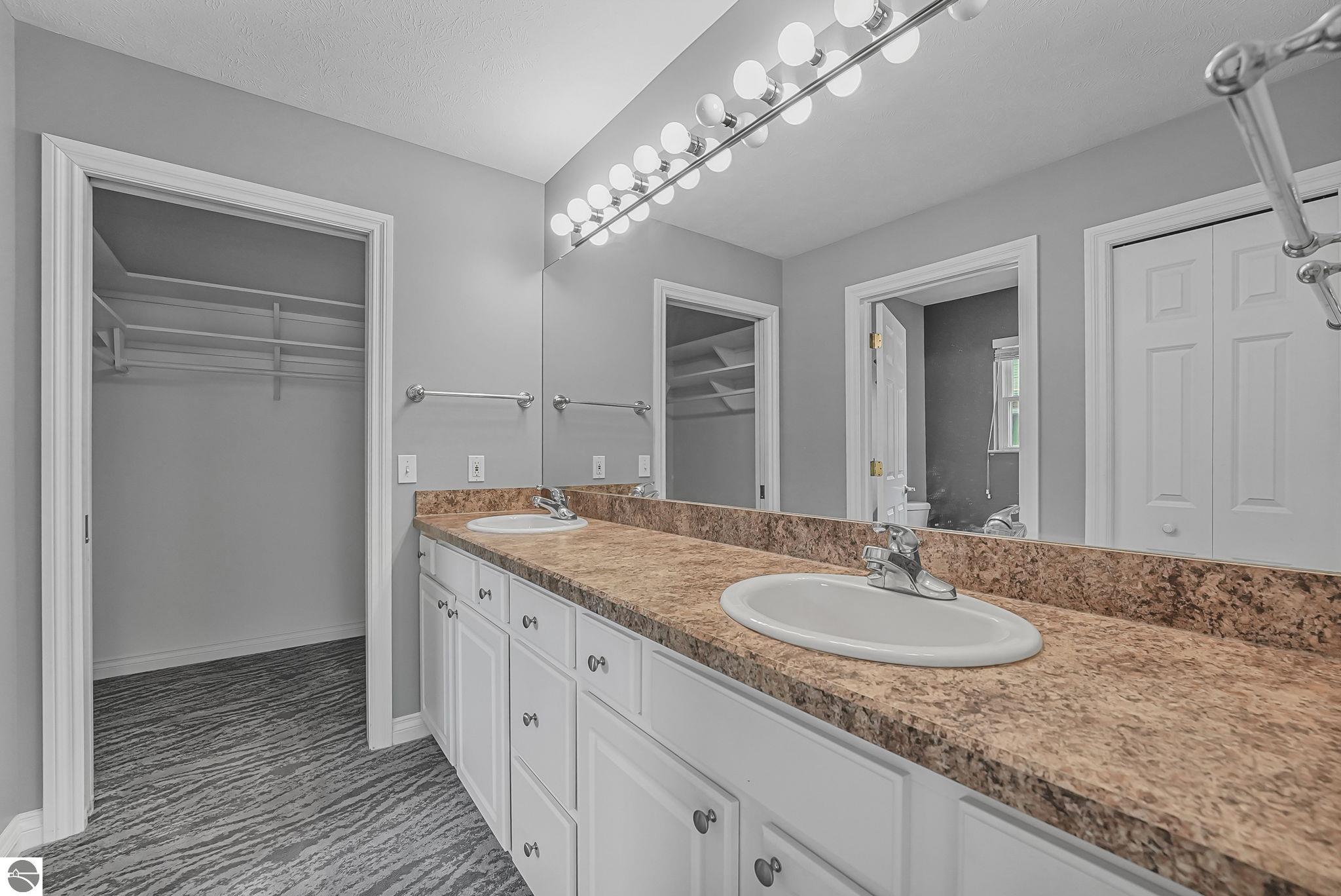 3763 Creekside Drive # 29