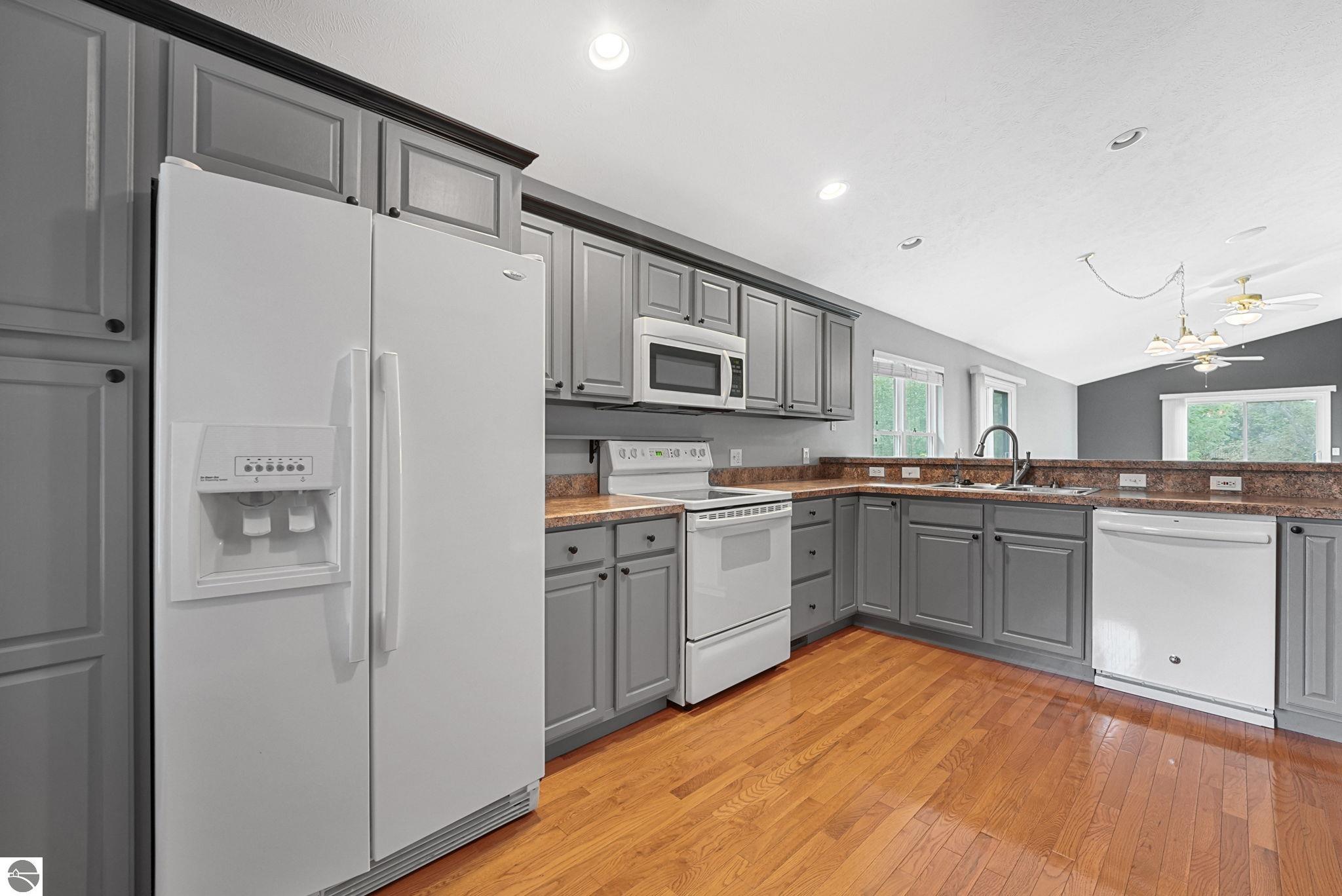 3763 Creekside Drive # 29