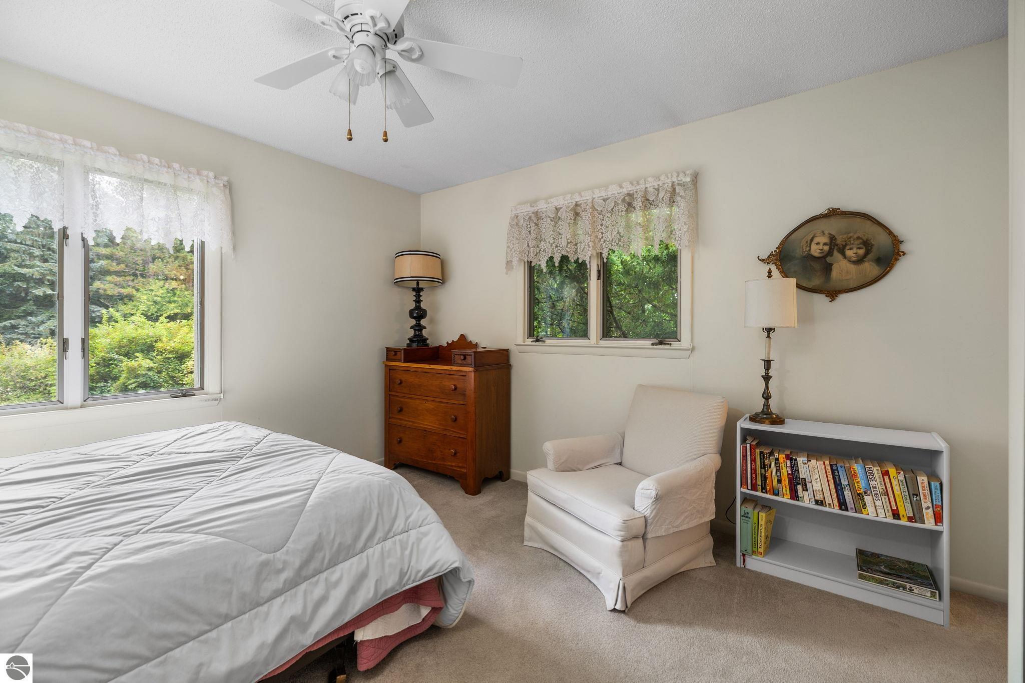 4318 Foxfire Drive