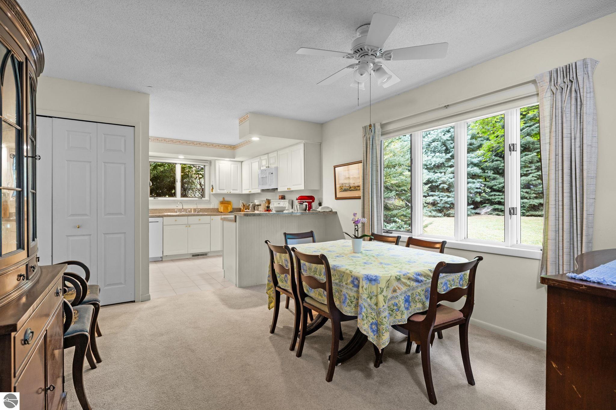 4318 Foxfire Drive