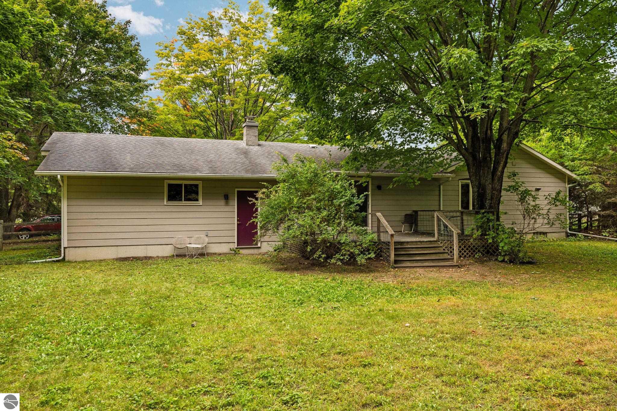 4318 Foxfire Drive
