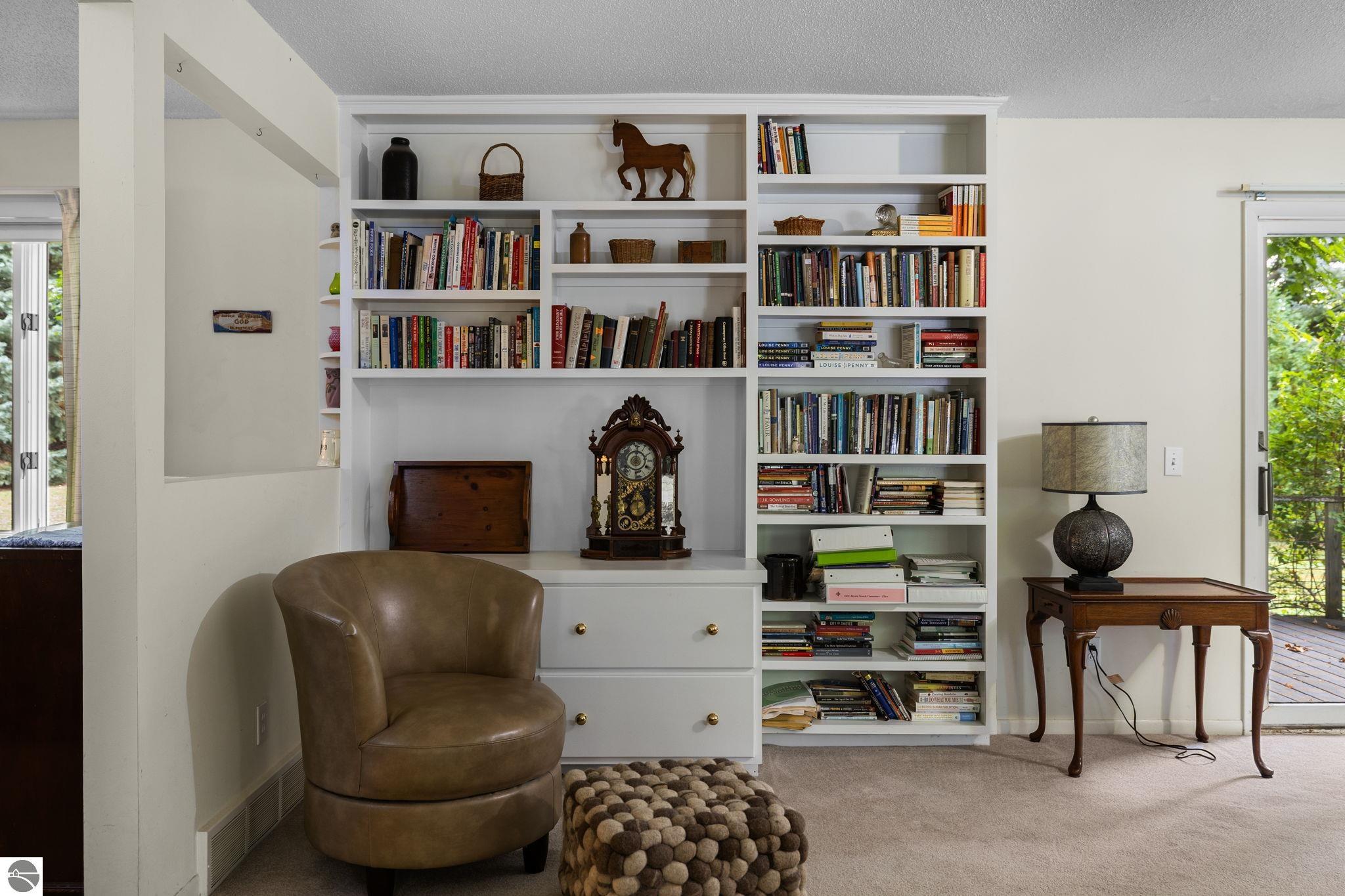4318 Foxfire Drive