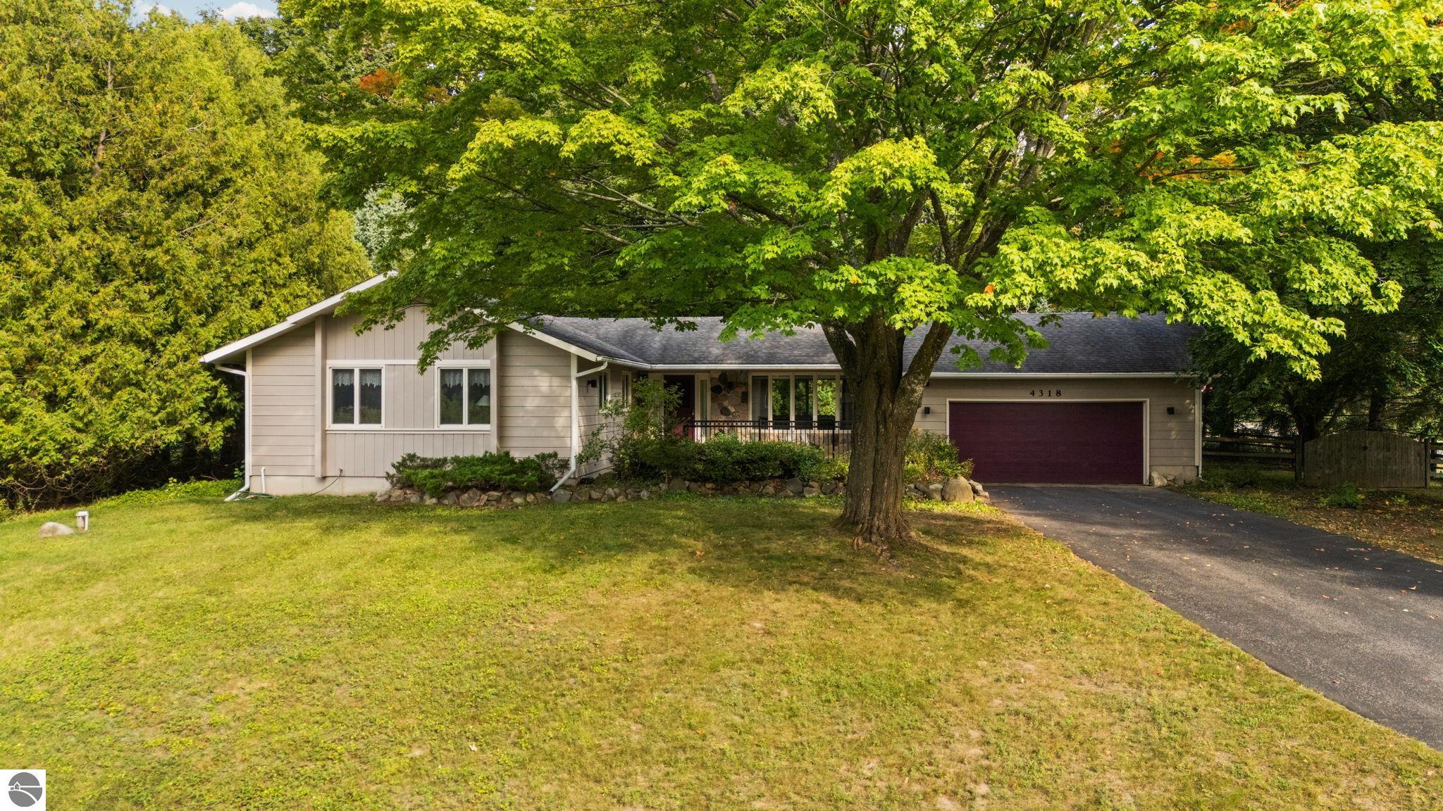4318 Foxfire Drive