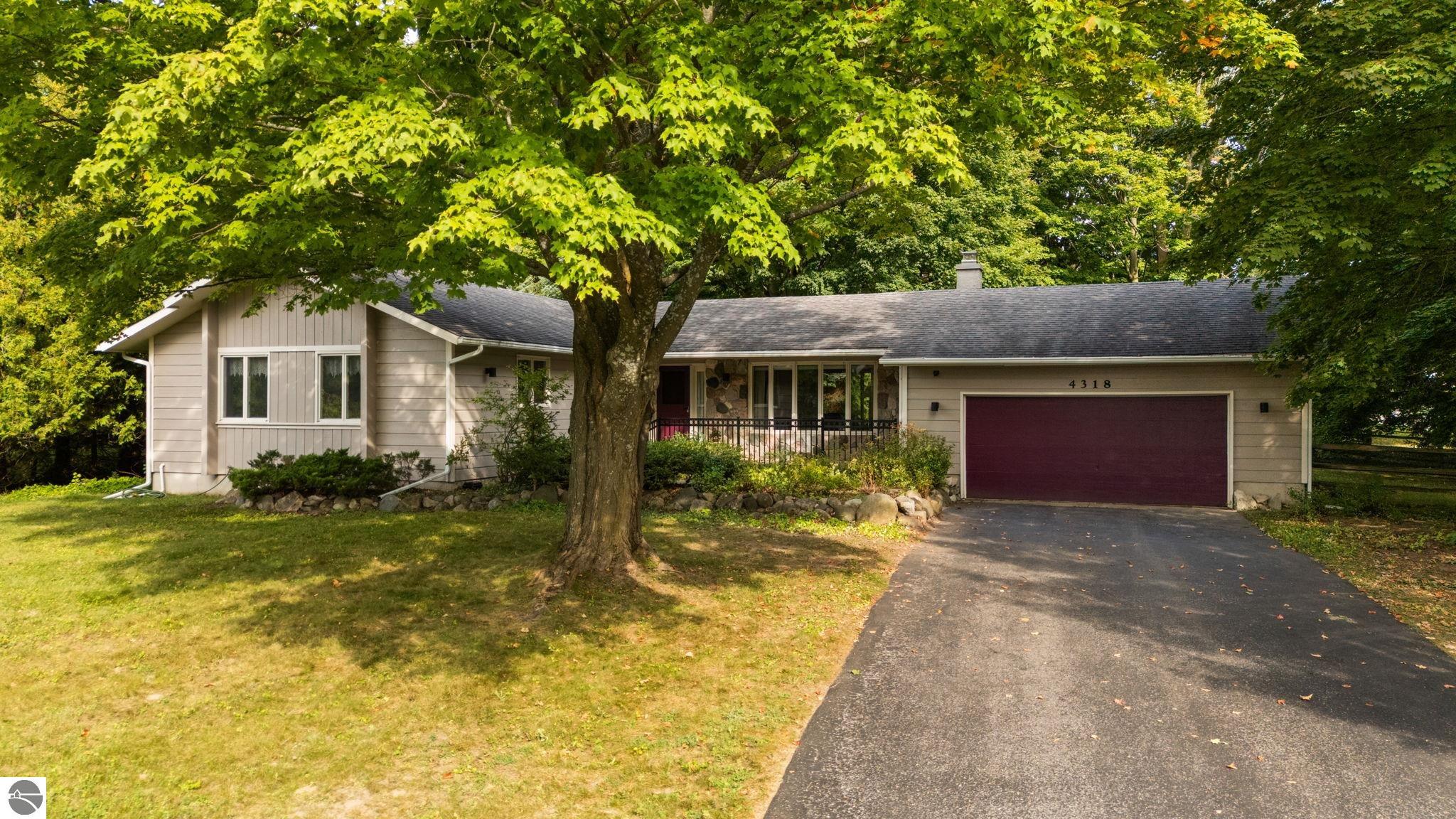 4318 Foxfire Drive