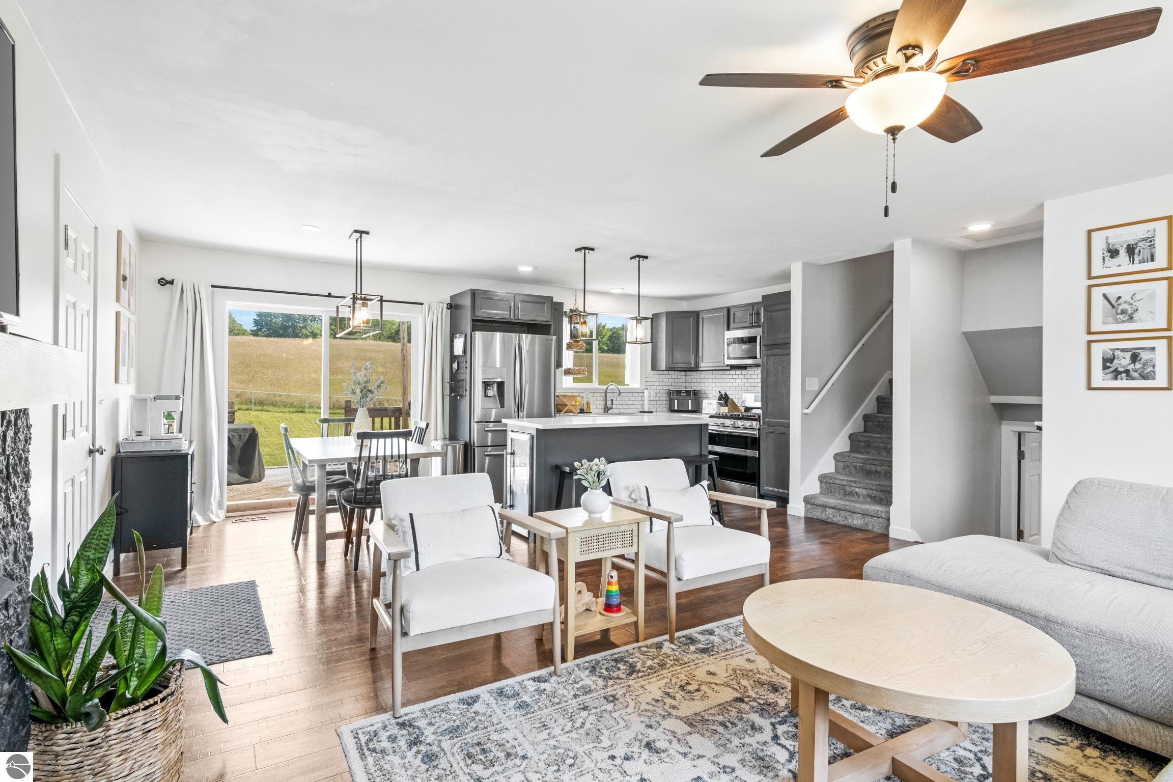 73 E Peach Tree Drive