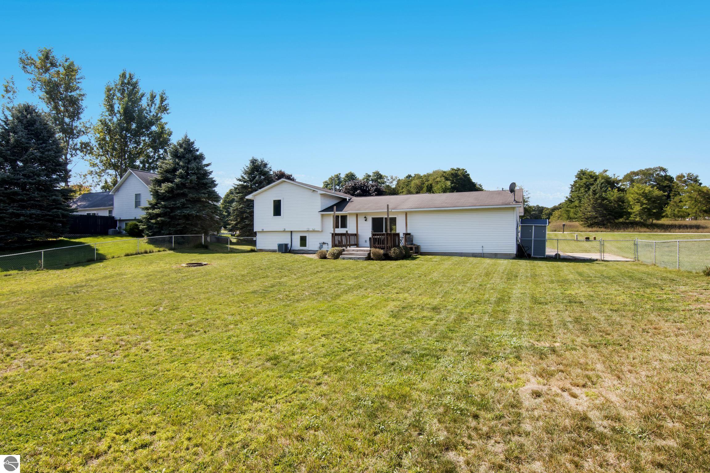 73 E Peach Tree Drive